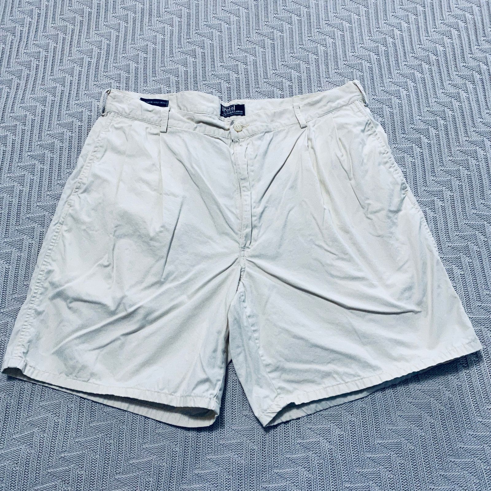 Polo Ralph Lauren Polo Ralph Lauren khaki chino classic golf shorts Size US 38 / EU 54 - 1 Thumbnail