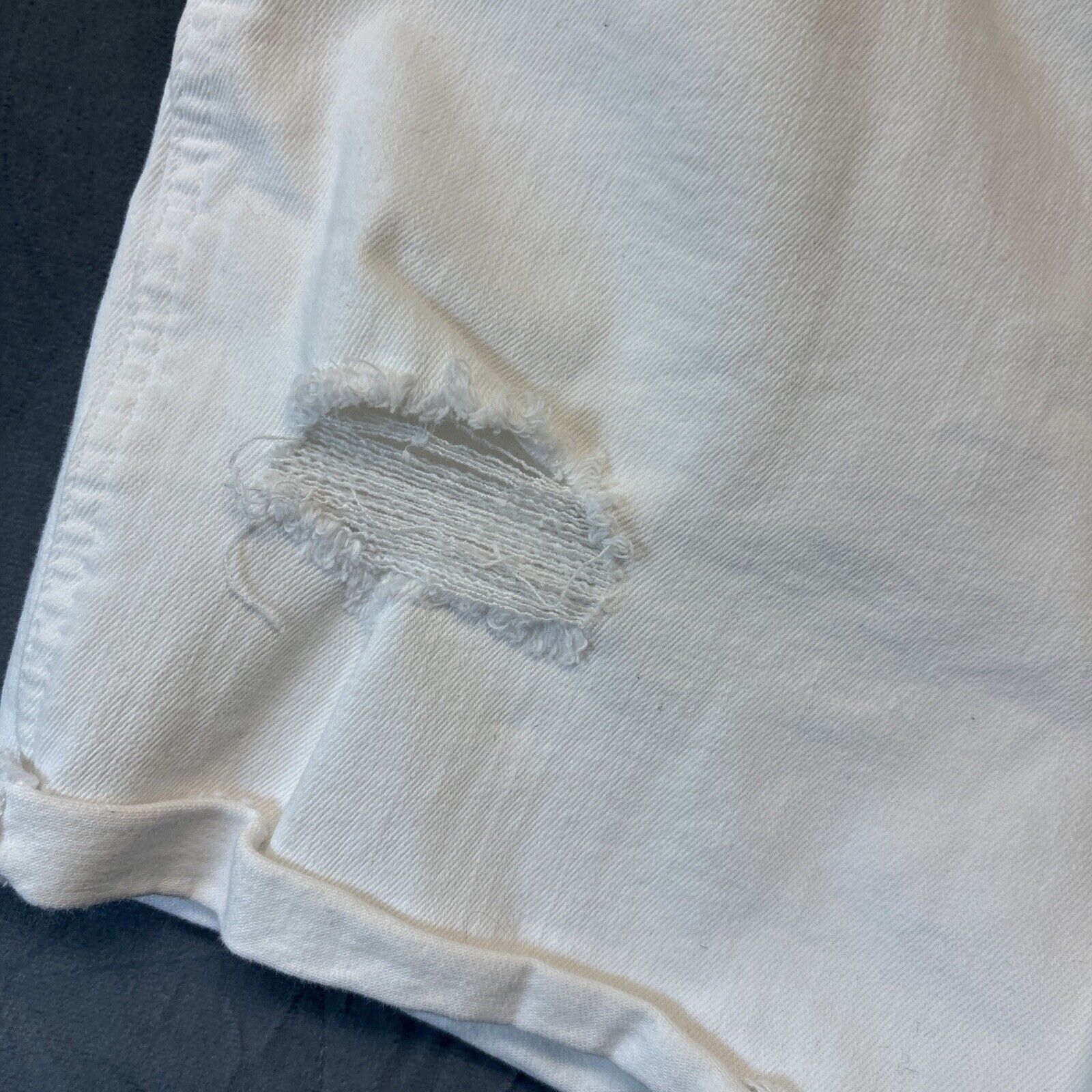 Hollister Hollister Cut Off Jean Short Jort Women Size 31 White Booty Size 31" - 4 Thumbnail