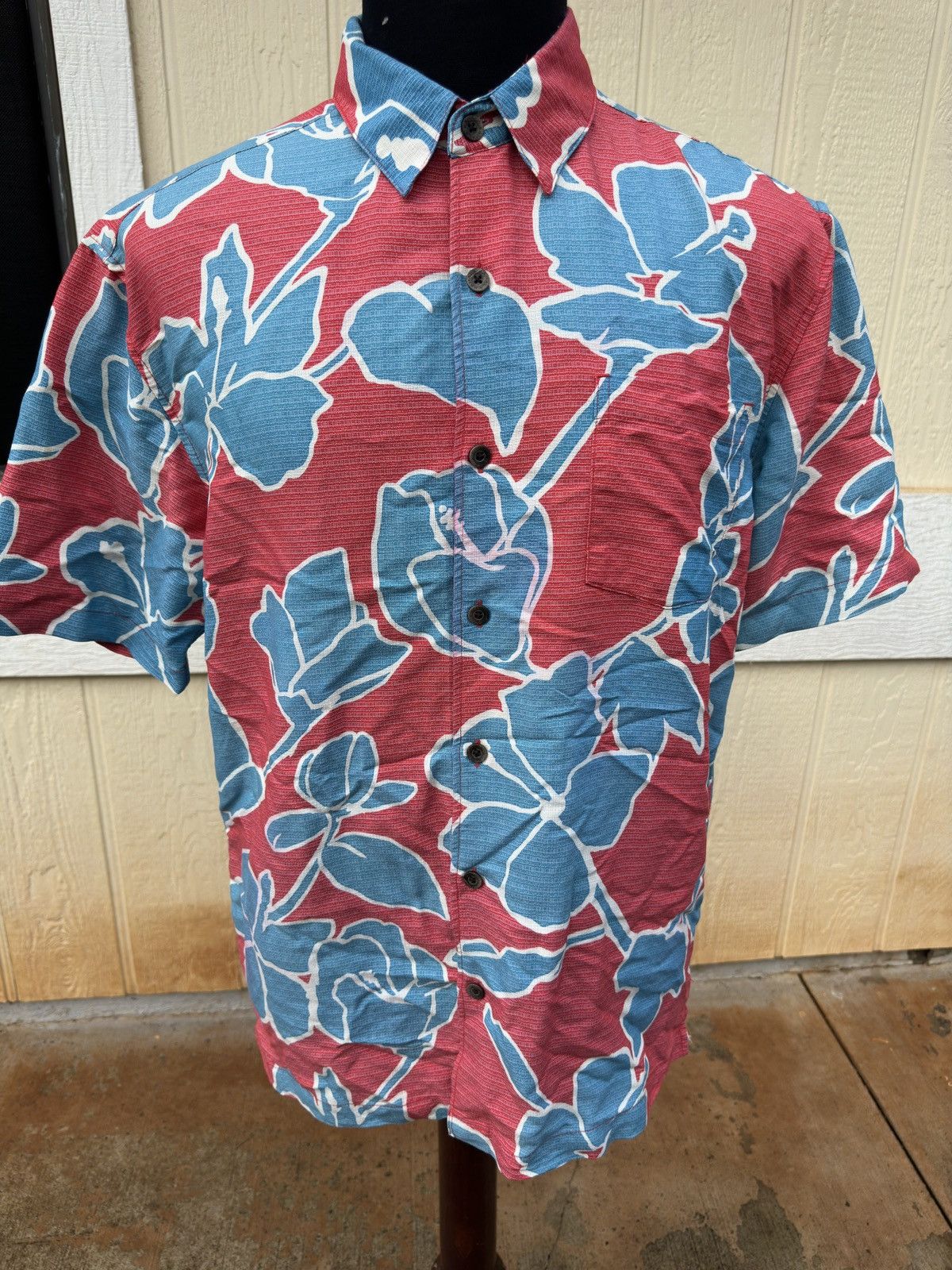 Other Kahala Red/Blue Hawaiian Print Full Button Men's Medium Size US M / EU 48-50 / 2 - 1 Thumbnail