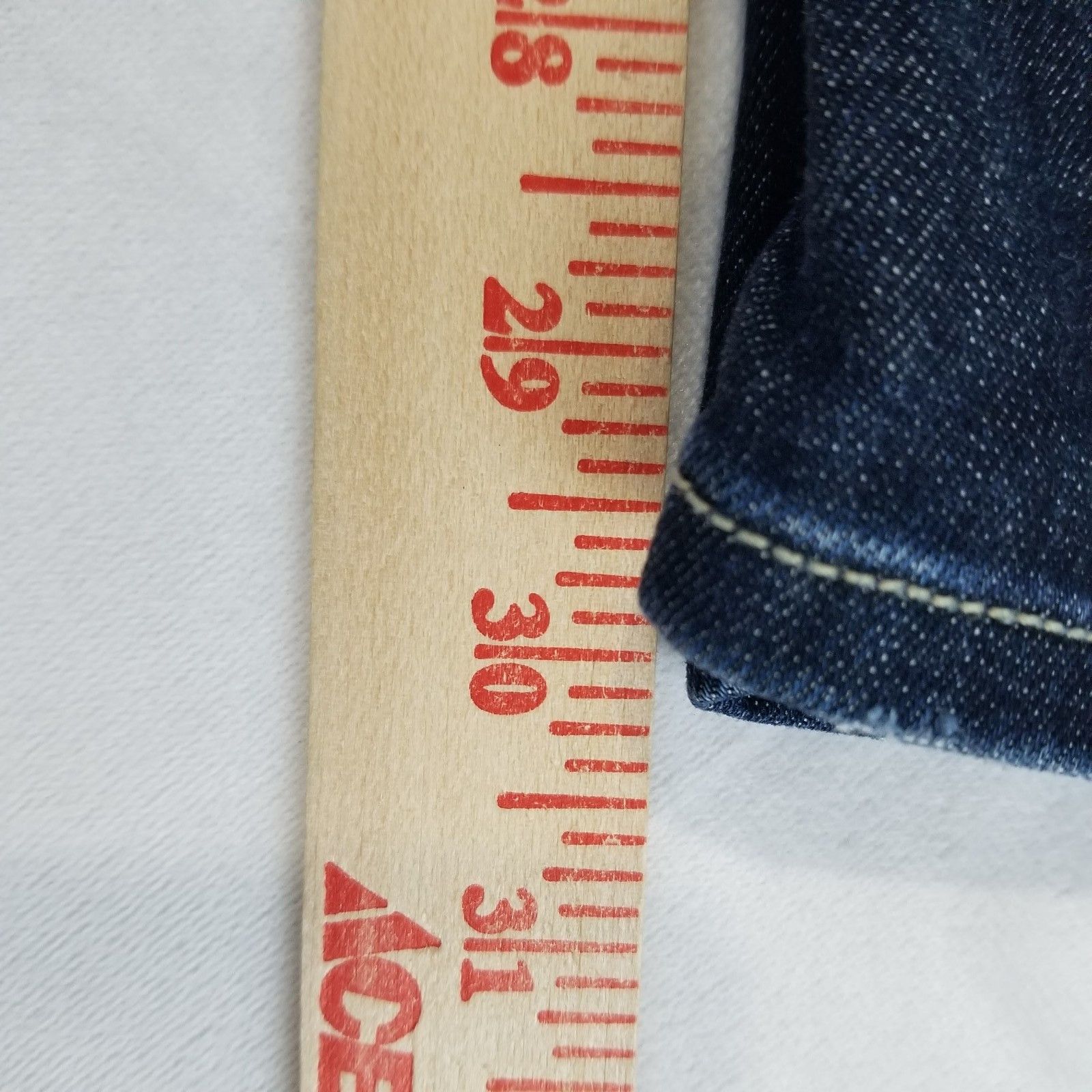 Hudson Hudson Crop Muse Skinny Jeans Size 26 w/ 5" Cuff Low Rise Size 26" / US 2 / IT 38 - 12 Thumbnail