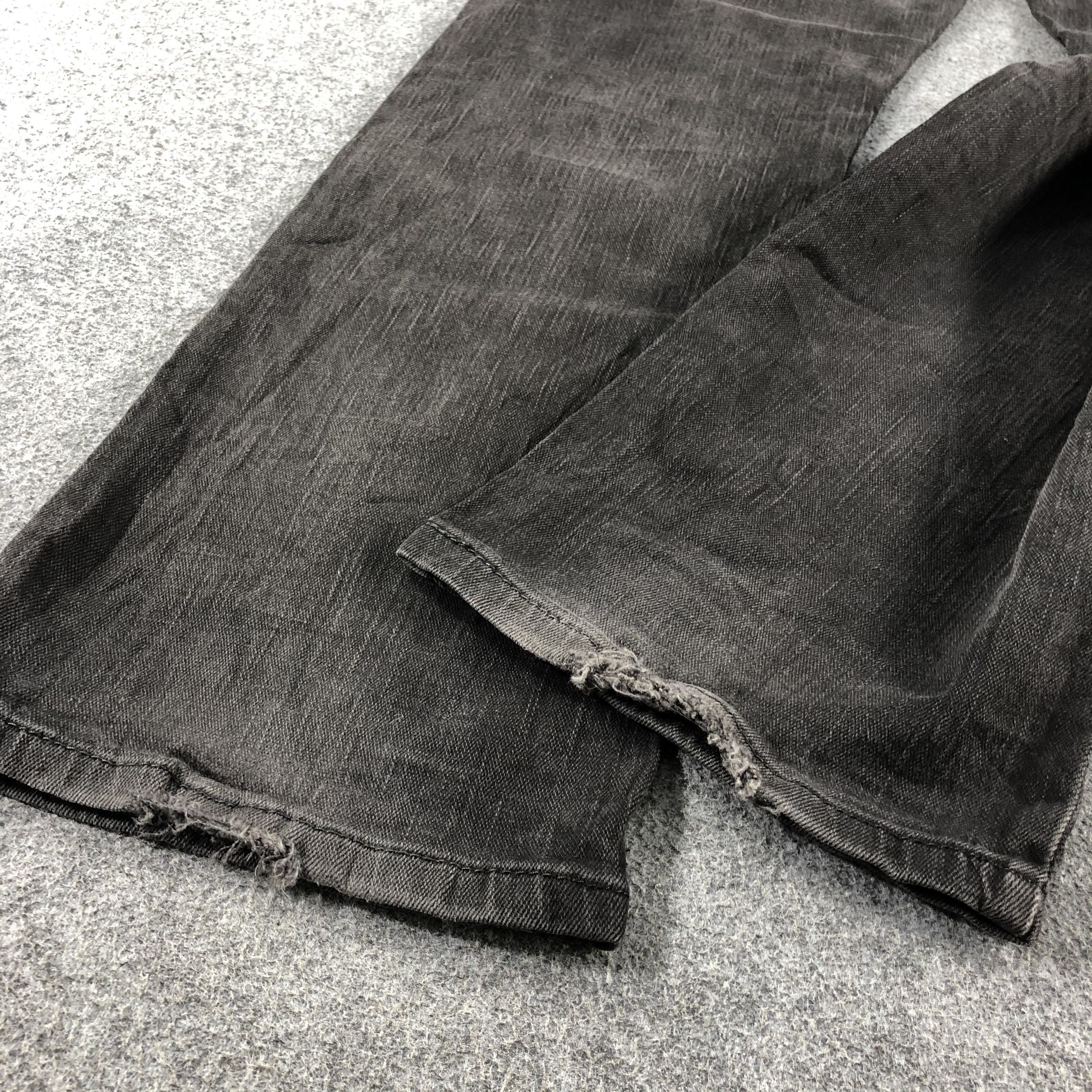 Levi's Vintage Faded Black Levis 514 Jeans-J2654 Size US 35 - 6 Thumbnail