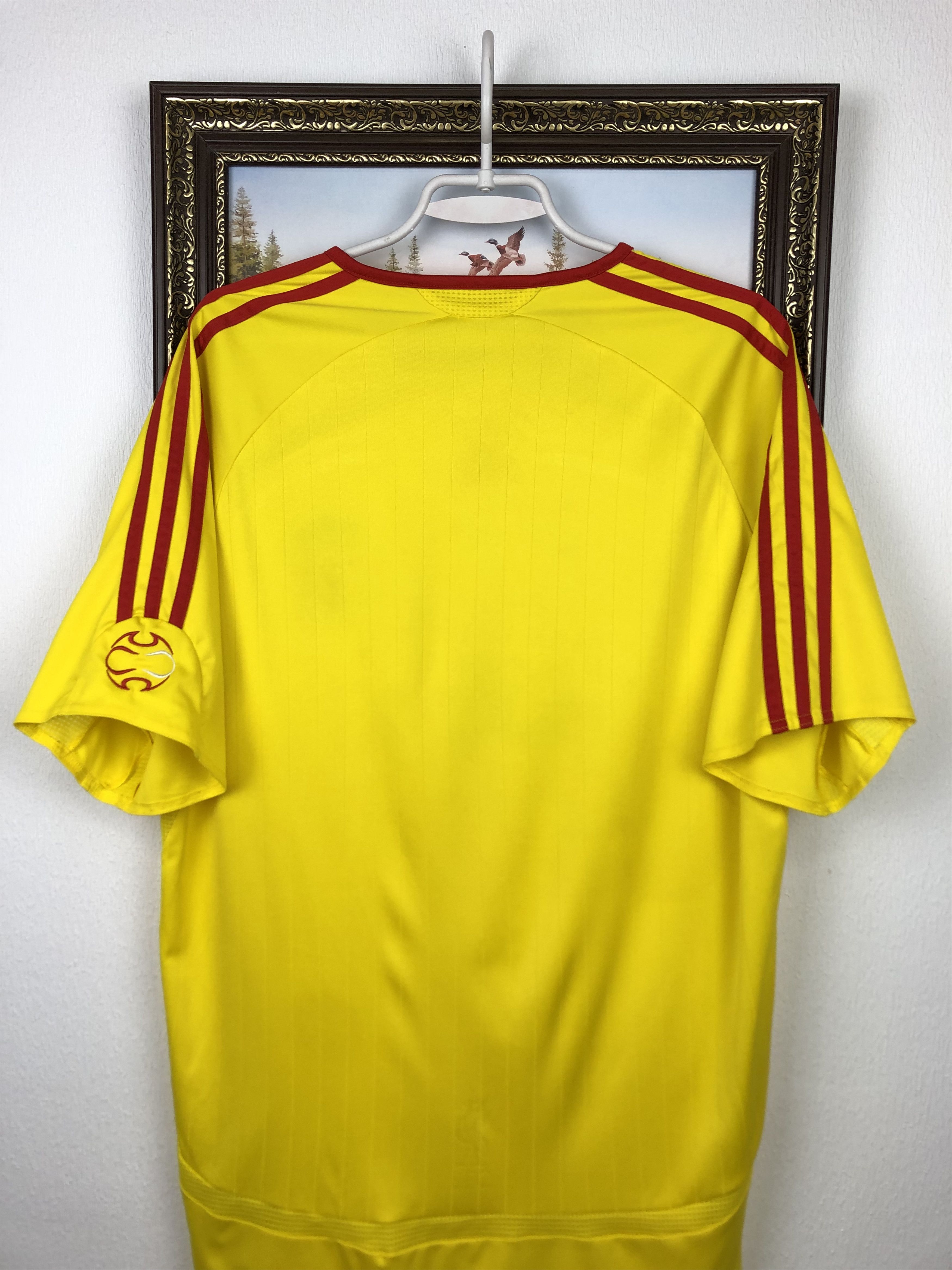Vintage Liverpool football shirt 2006 Soccer Yellow Jersey Trikot Size US XL / EU 56 / 4 - 9 Thumbnail
