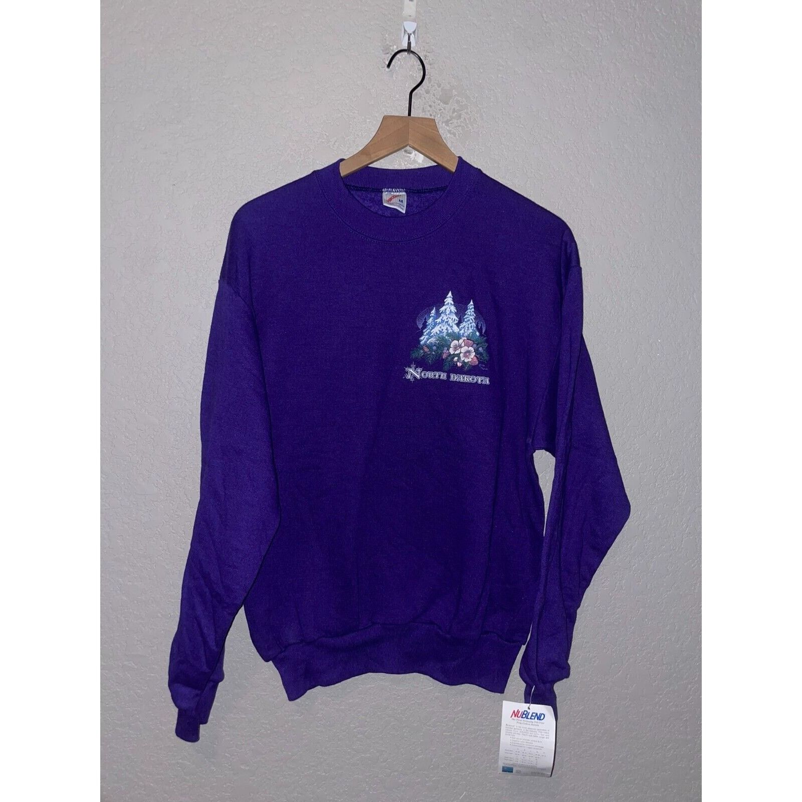 Jerzees Vintage North Dakota Sweatshirt Winter Trees Purple VTG 90s Size US M / EU 48-50 / 2 - 1 Thumbnail