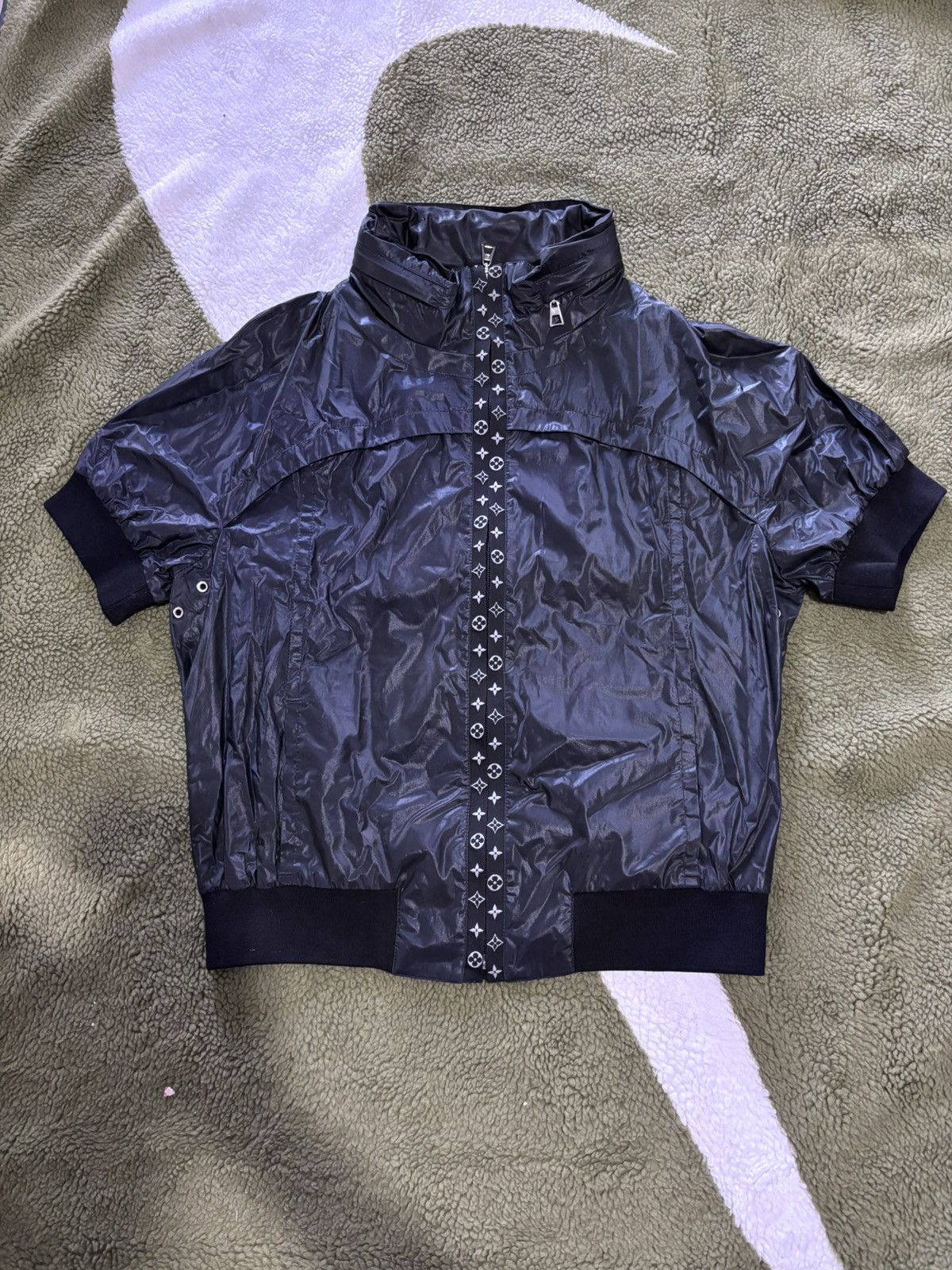 Louis Vuitton Louis Vuitton Zip Shirt Size M / US 6-8 / IT 42-44 - 2 Thumbnail