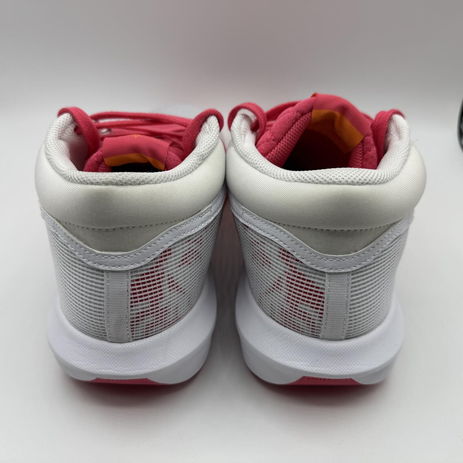 Nike Nike LeBron Witness 8 Dunkin Donuts Pink FB2239-104 Size 10 Size US 10 / EU 43 - 3 Thumbnail