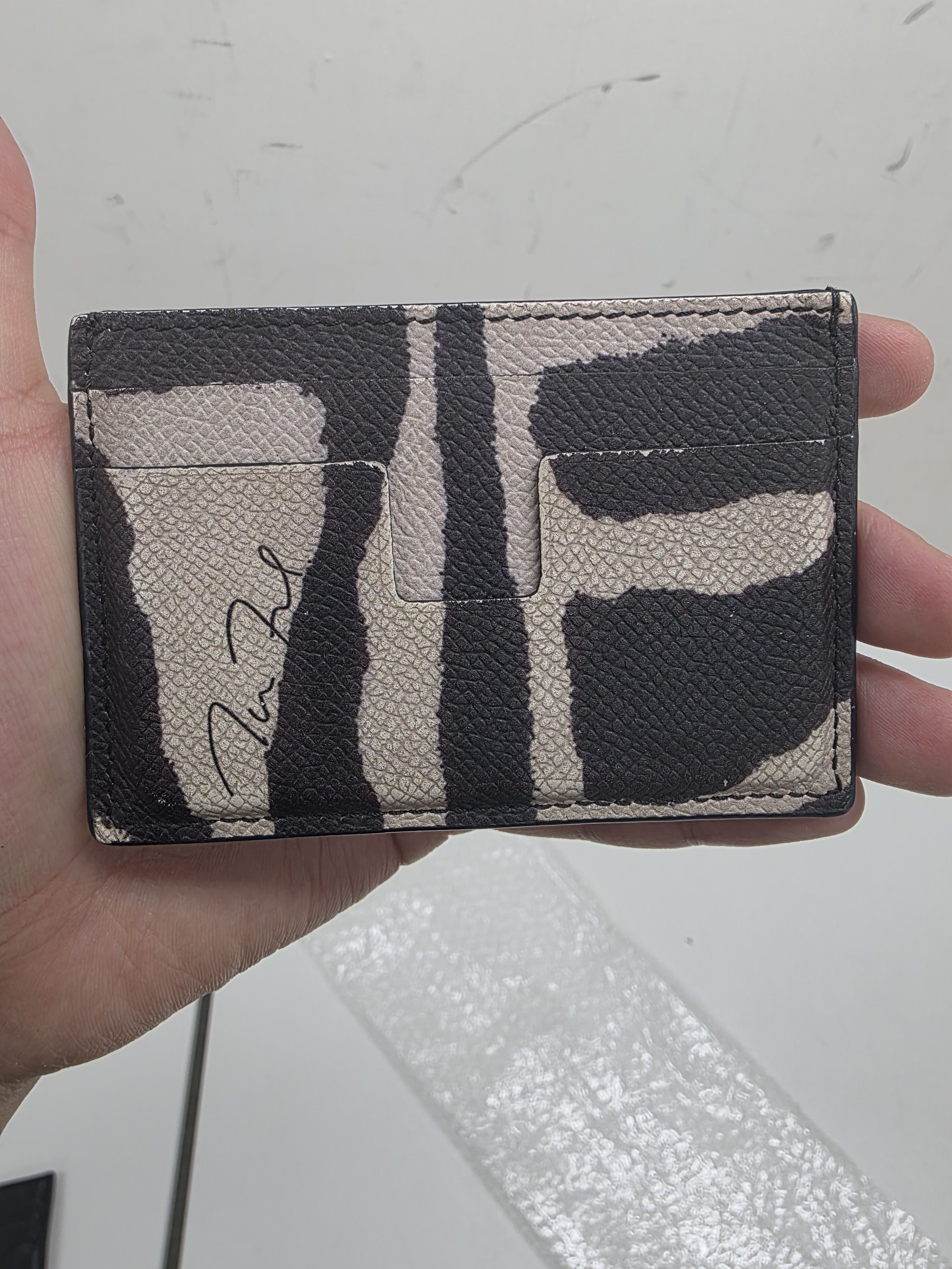 Tom Ford Very Rare)tom ford gray tiger card holder Size ONE SIZE - 2 Thumbnail