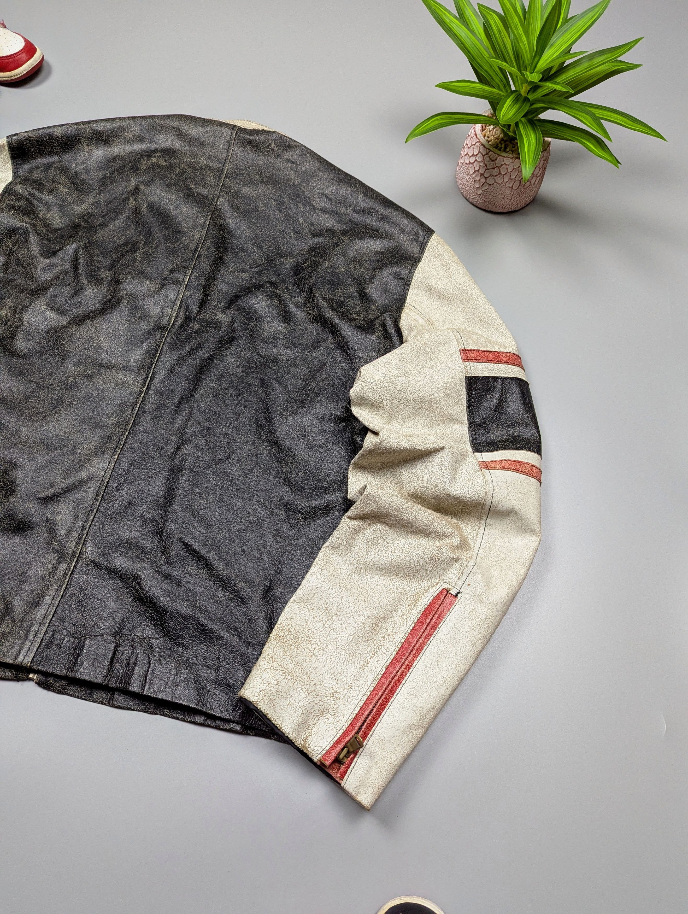 Vera Pelle × Vintage VERA PELLE Vintage Motorcycle Leather Men's Jacket Size 56 Size US XL / EU 56 / 4 - 13 Thumbnail