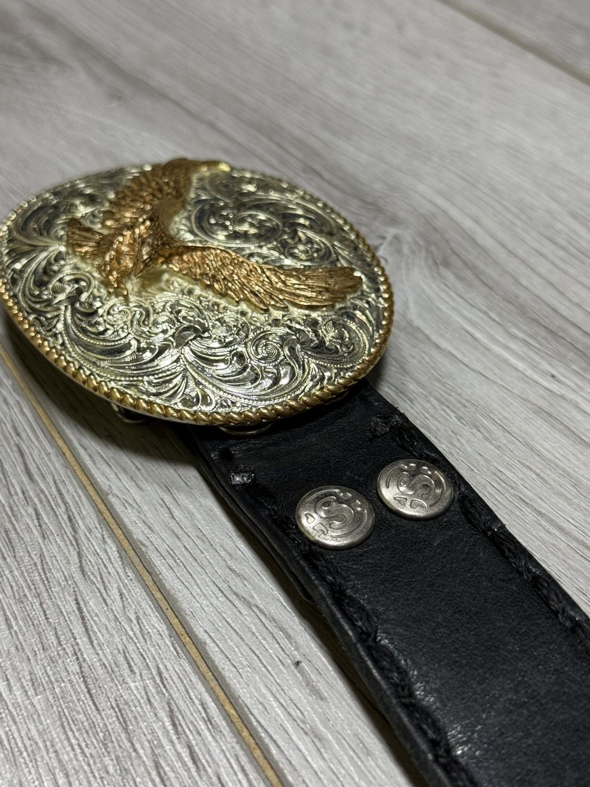 Sendra Sendra x Crumrine gold buckle eagle leather studded belt Size ONE SIZE - 2 Thumbnail