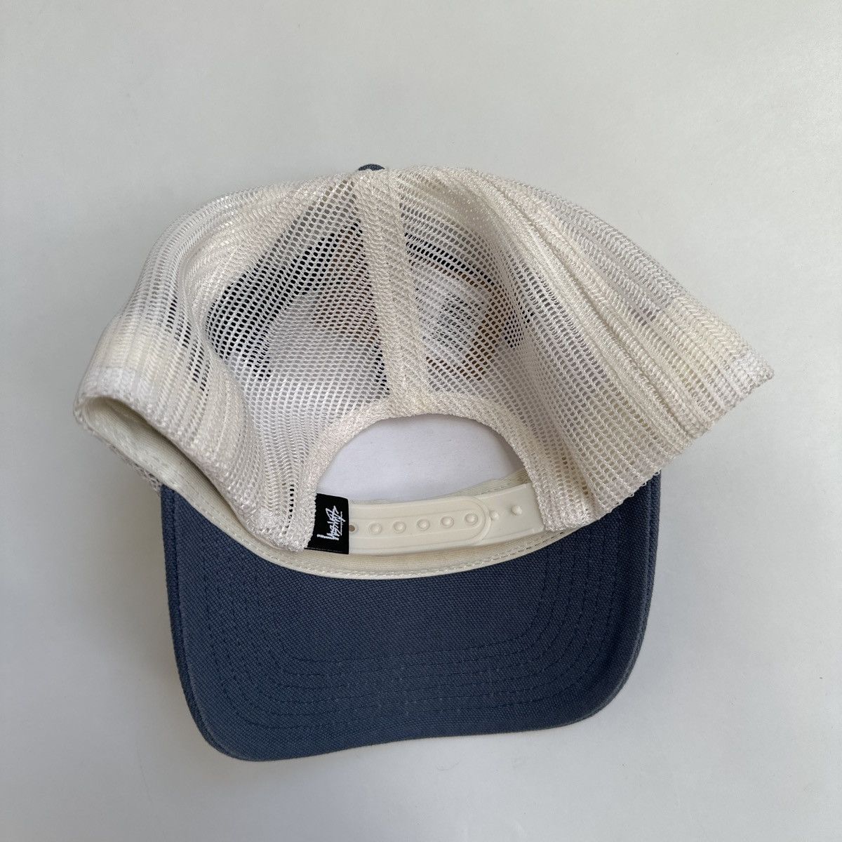 Stussy Stussy Ghost Logo Trucker SnapBack SS26 Blue Size ONE SIZE - 3 Thumbnail