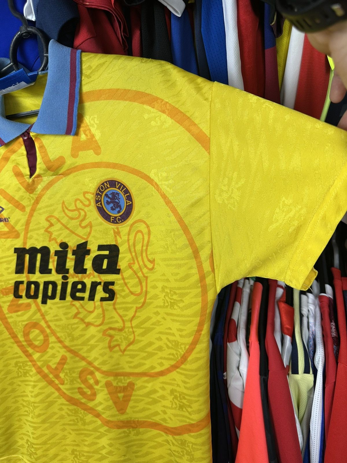 Umbro UMBRO ASTON VILLA 1991 1993 FOOTBALL SHIRT SOCCER JERSEY Size US S / EU 44-46 / 1 - 8 Thumbnail