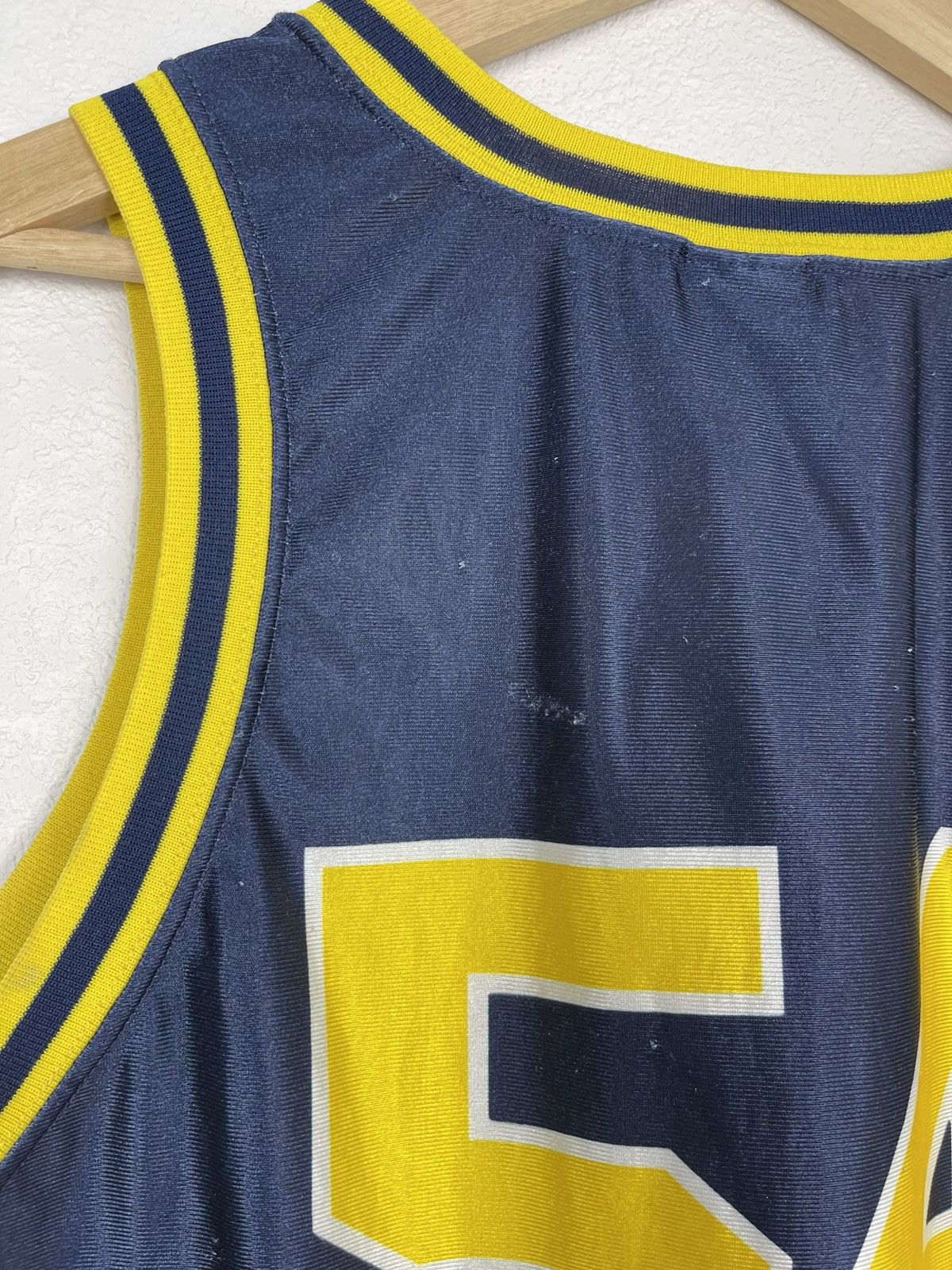 NBA × Nike × Vintage Vintage Y2k Nike NBA Michigan Jersey Size US L / EU 52-54 / 3 - 8 Thumbnail
