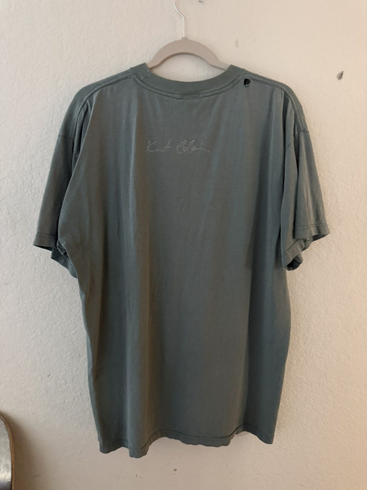 Giant 1997 Nirvana "The End of Music" Kurt Cobain t-shirt Size US XL / EU 56 / 4 - 10 Thumbnail