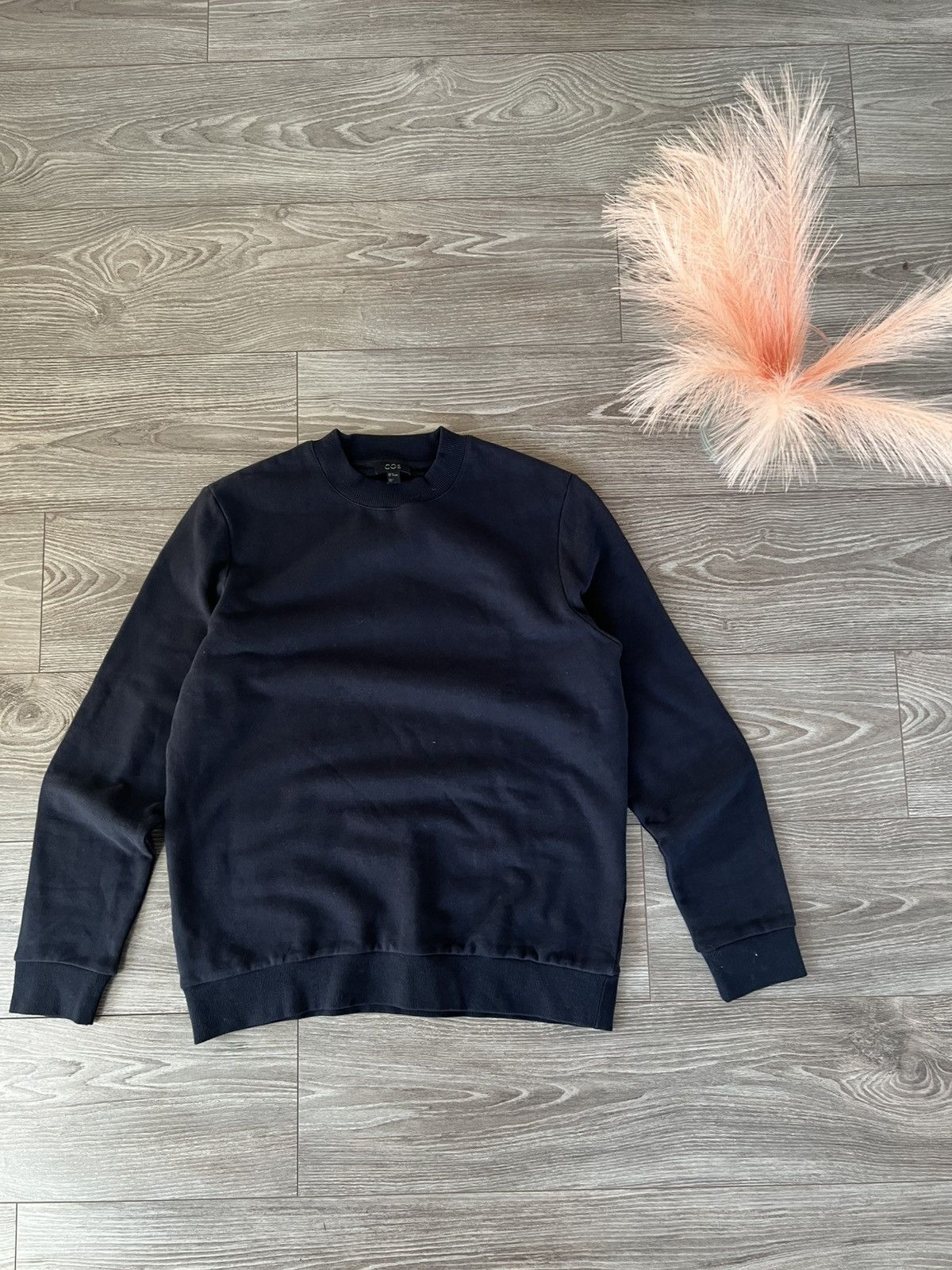 Cos ‼️COS Classic Old Money Crew Neck Sweatshirt‼️ Size US M / EU 48-50 / 2 - 1 Thumbnail