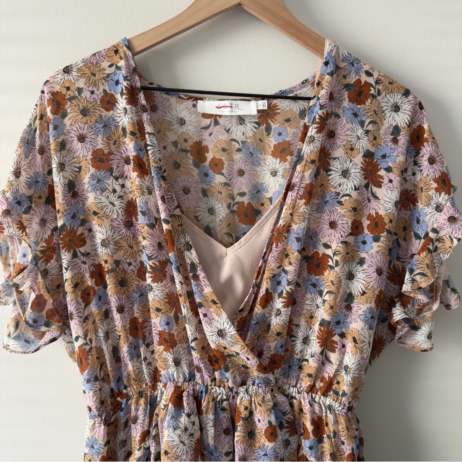 ASTR The Label Astr the Label Revolve Multicolor Flutter Sleeve Mini Dress Size L / US 10 / IT 46 - 3 Thumbnail