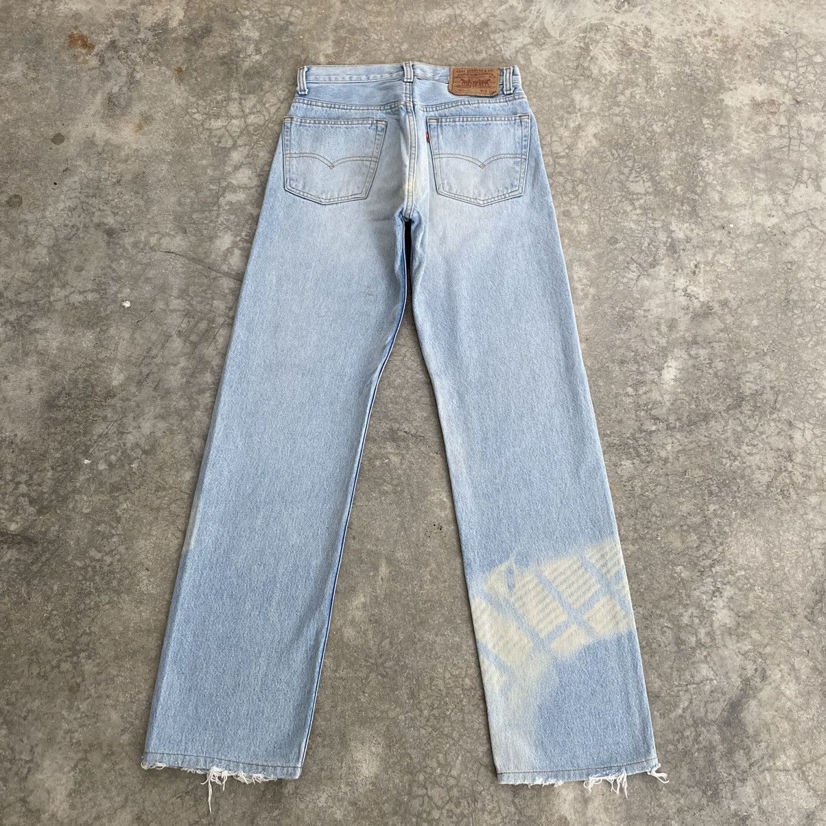 Levi's Size 27x29.5 Vintage 1990 Levis 501 Light Blue Denim Jeans Size US 27 - 13 Thumbnail