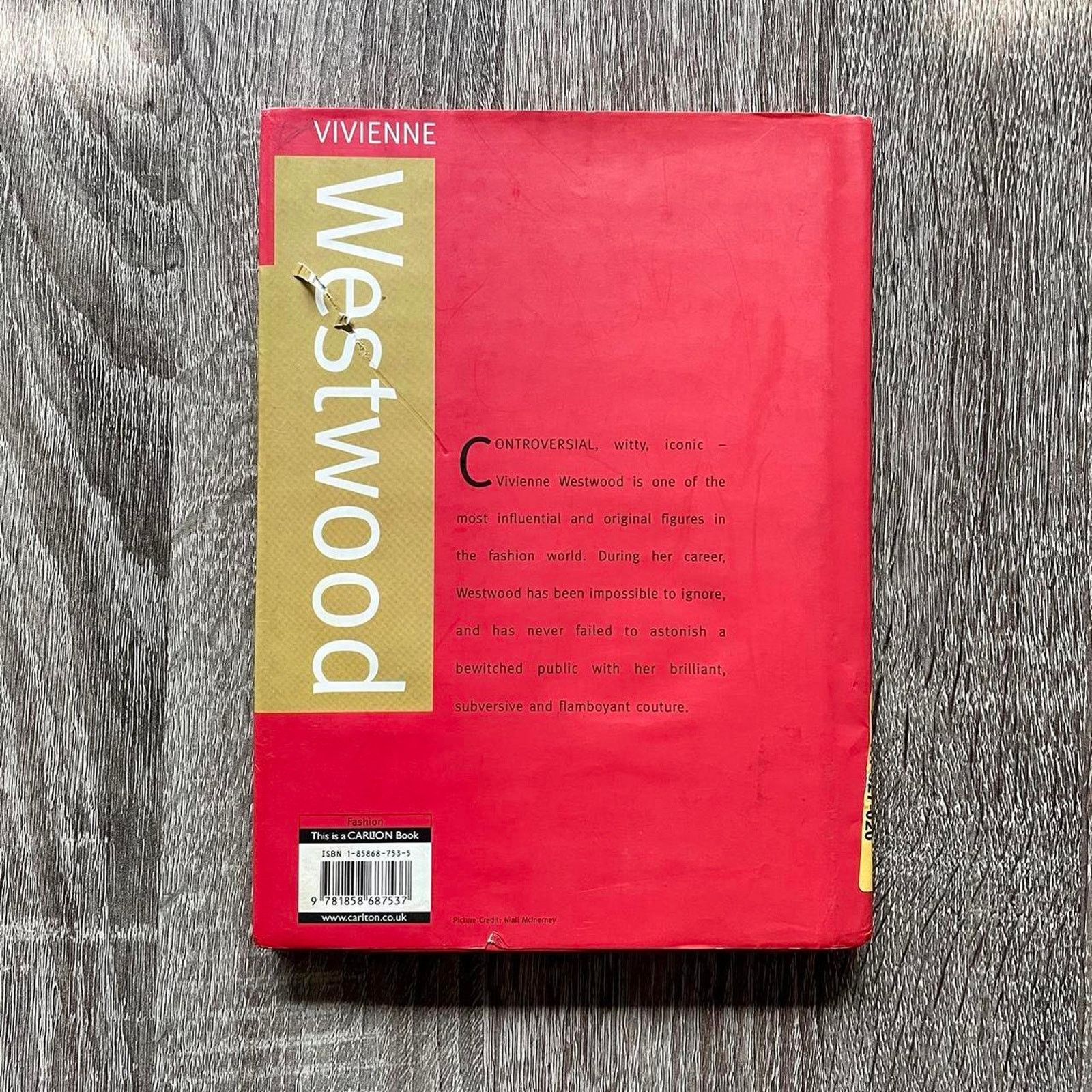 Japanese Brand × Vintage × Vivienne Westwood Vivienne Westwood Hardcover book by Catherine McDermott Size ONE SIZE - 4 Thumbnail