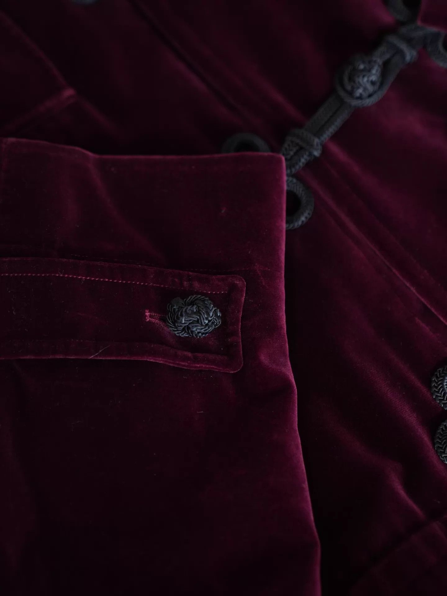 Yves Saint Laurent YSL Rive Gauche Dark Plum Velvet Quilted Hooded Coat Size XS / US 0-2 / IT 36-38 - 7 Thumbnail