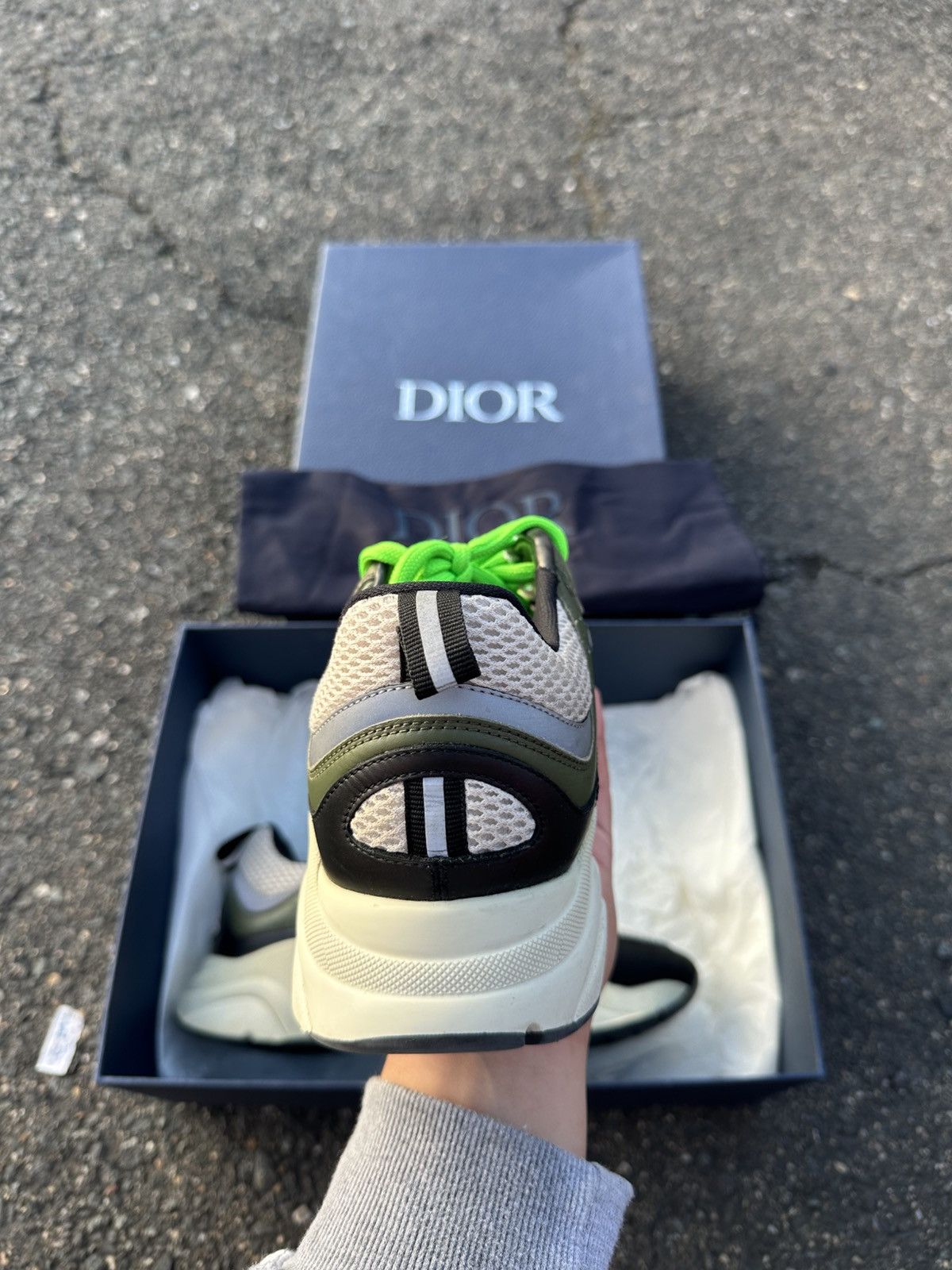 Dior Dior B22 Olive/Green Size US 8 / EU 41 - 10 Thumbnail