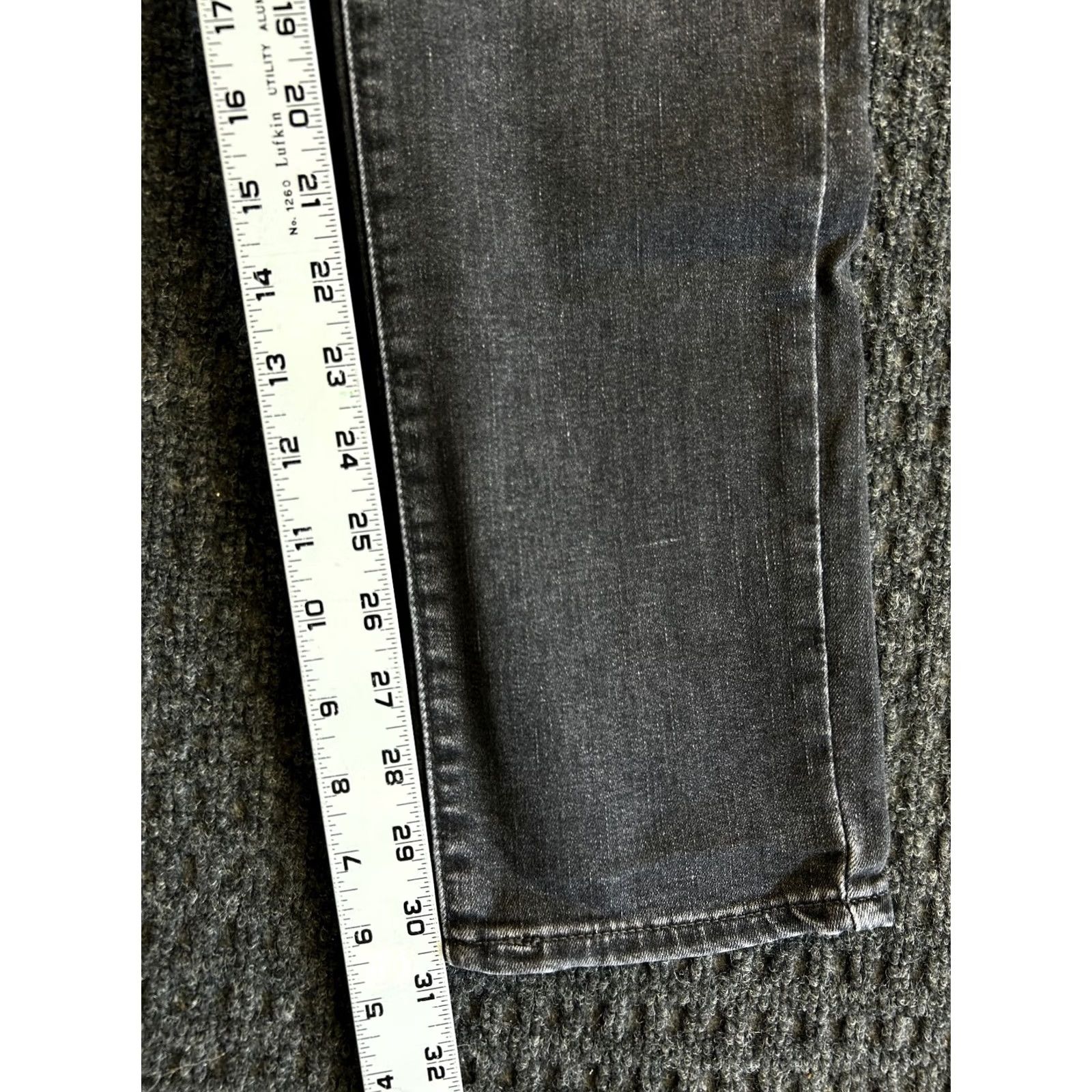 Levi's VINTAGE Levi’s Women’s 311 Shaping Skinny Jeans 32 x 30 Faded Black Denim Mid Rise Size 24" / US 00 / IT 34 - 7 Thumbnail