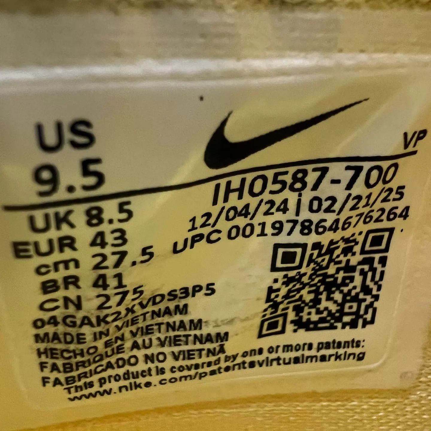 Nike Nike Zoom Kobe 4 Yellow Size US 9.5 / EU 42-43 - 8 Thumbnail