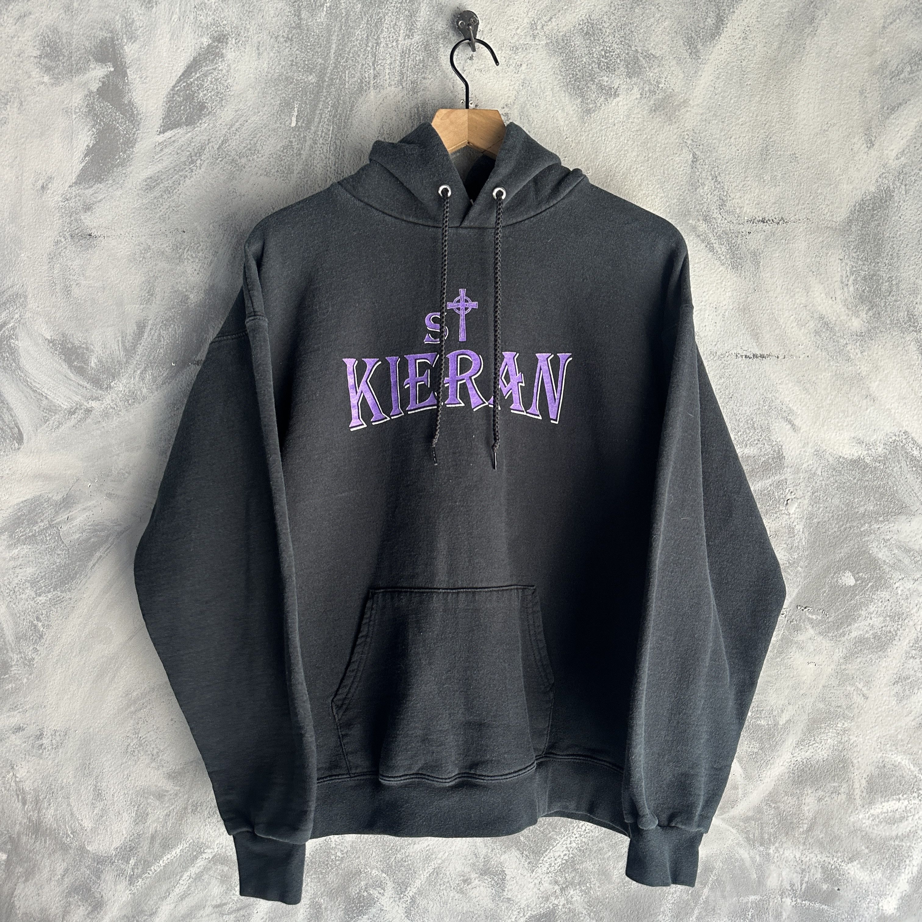Hanes Vtg Kieran Hoodie Sweater Mens Black Faded Hanes Boxy 90s Size US M / EU 48-50 / 2 - 1 Thumbnail