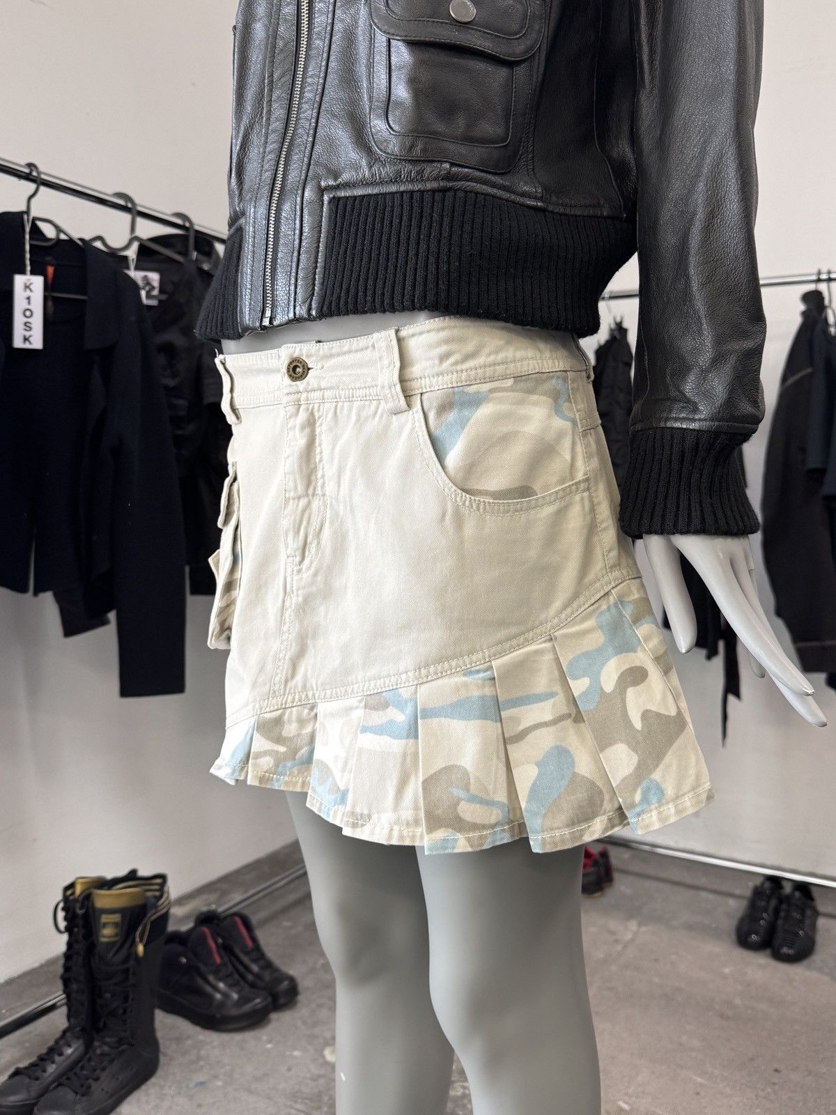 Vintage Vintage y2k Mini Skirt Size 31" - 3 Thumbnail