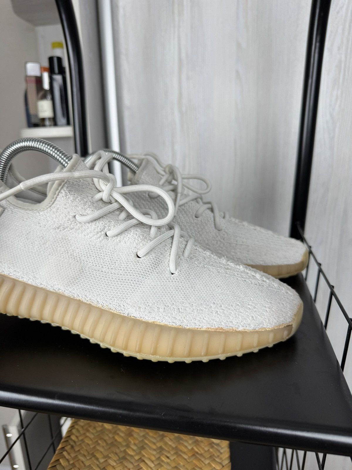 Adidas CP9366 Adidas Yeezy Boost 350 V2 Cream Triple White Size US 9.5 / EU 42-43 - 4 Thumbnail