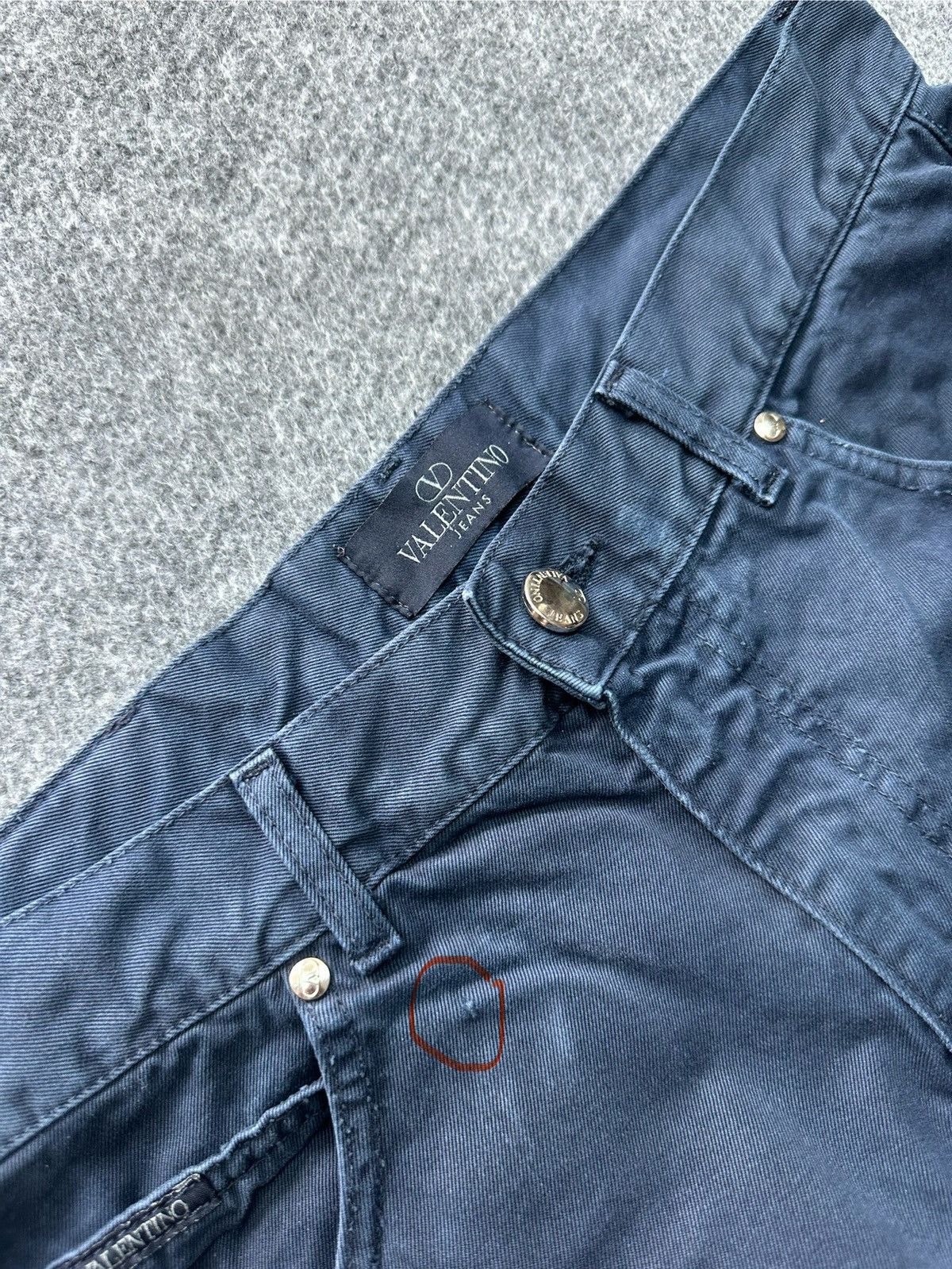 Valentino Vintage pants Valentino jeans Size US 34 / EU 50 - 4 Thumbnail