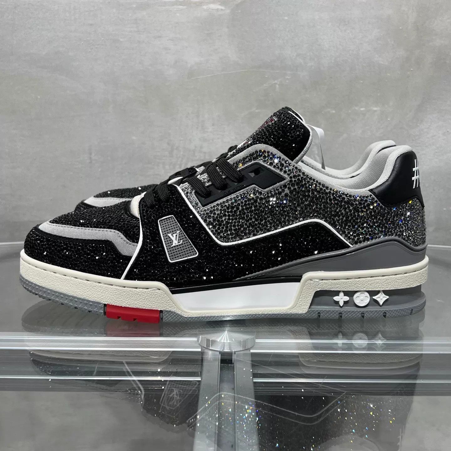 Louis Vuitton LV Trainer Pave Diamond Black Cement UK8/42 Size US 9 / EU 42 - 3 Thumbnail