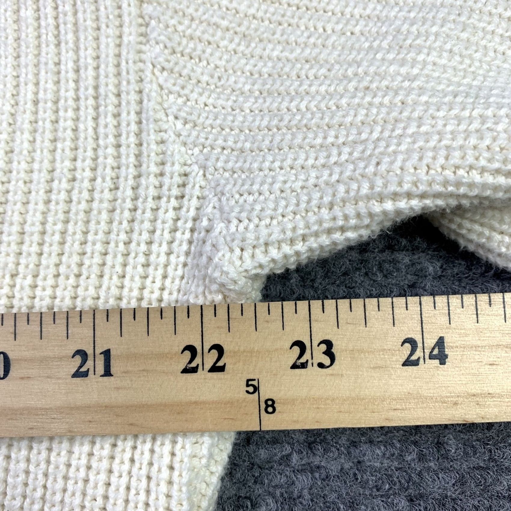 Vintage VINTAGE Isle of Cotton Sweater Shirt Knit Mock Neck Long Sleeve Adult Medium White Beige USA 90s Mens Pullover Knit 90s Casual Size US M / EU 48-50 / 2 - 6 Thumbnail