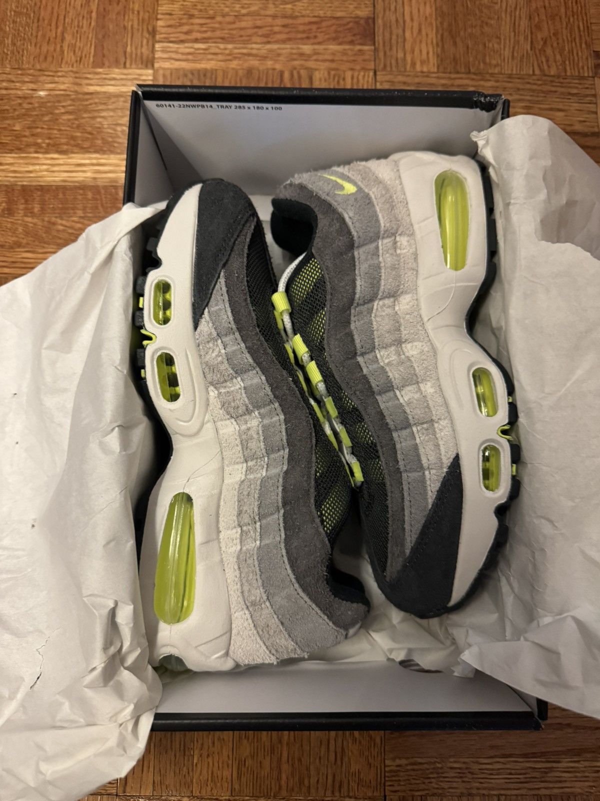 MoMA × Nike Nike Air Max 95 Reverse Neon Moma Exclusive Sz 5.5 30th Anni Size US 5.5 / IT 35.5 - 8 Thumbnail