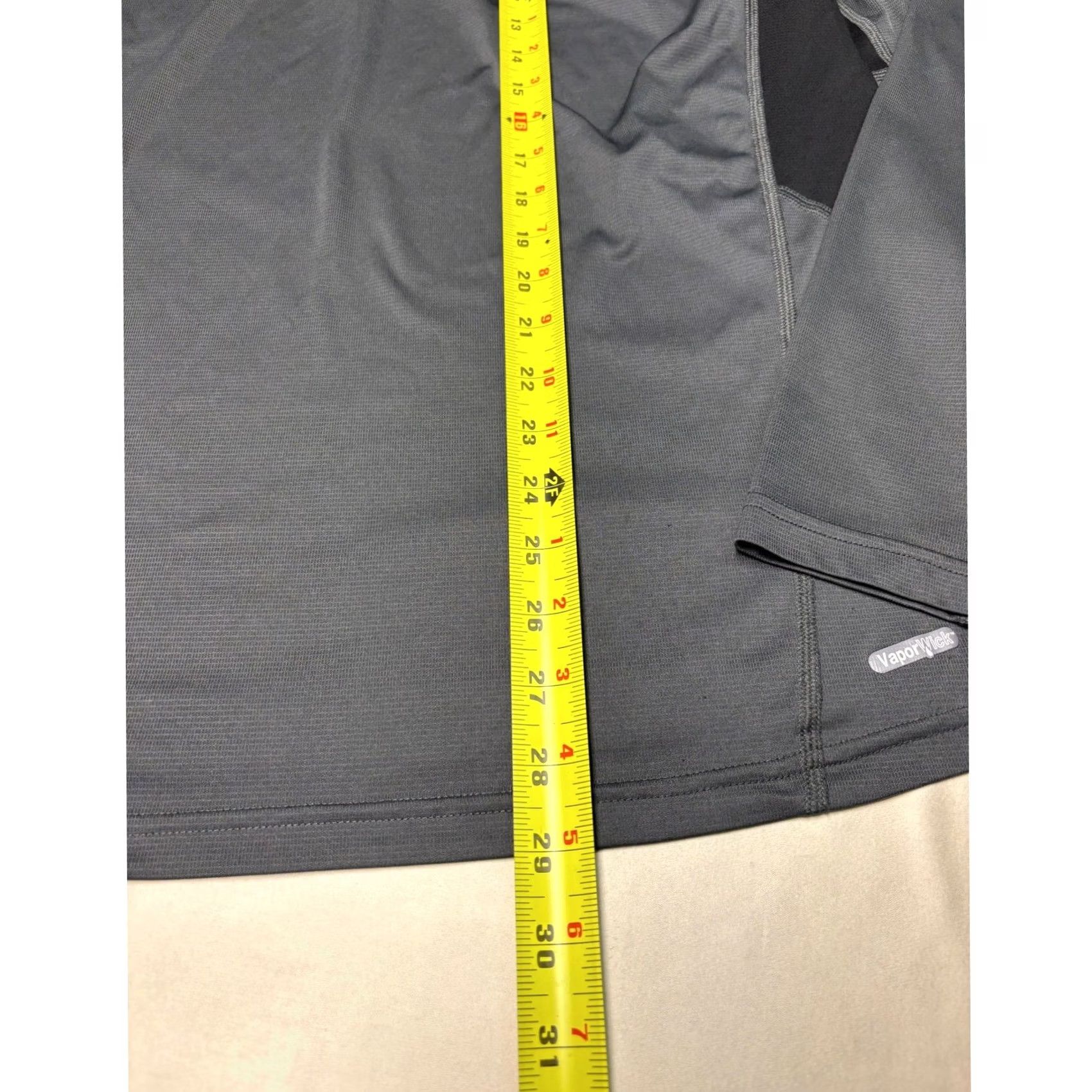 The North Face The North Face Mens VaporWick 1/4 Zip Pullover Gray XL Long Sleeve Size US XL / EU 56 / 4 - 7 Thumbnail