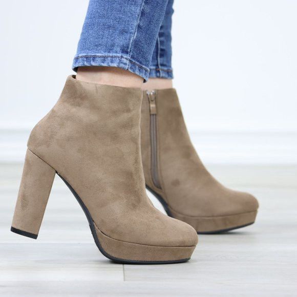 Other REPORT Taupe Tan Faux Suede Lyle High Block Heel Ankle Boots Size US 8 / IT 38 - 1 Thumbnail