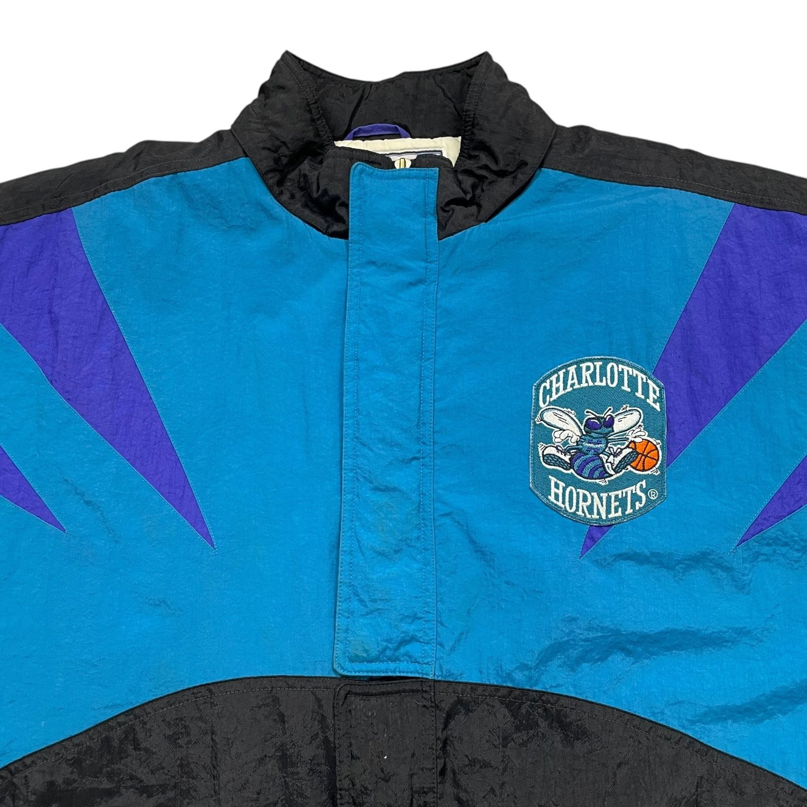 NBA VTG 90s CHARLOTTE HORNETS APEX ONE FULL ZIP PUFFER JACKET XL Size US XL / EU 56 / 4 - 4 Thumbnail