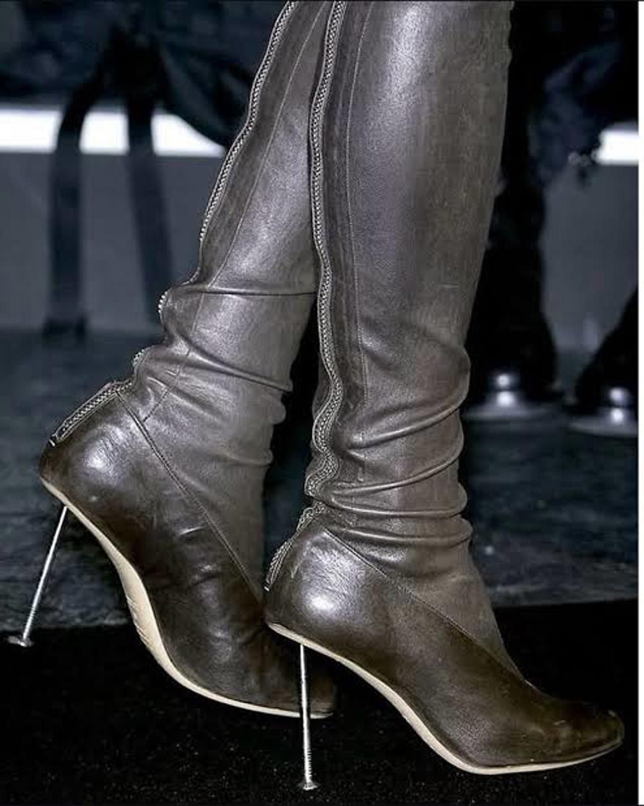 Maison Margiela Maison Margiela FW2008 Runway Nail Heel Suede Ankle Boots 37 Size US 7 / IT 37 - 3 Thumbnail