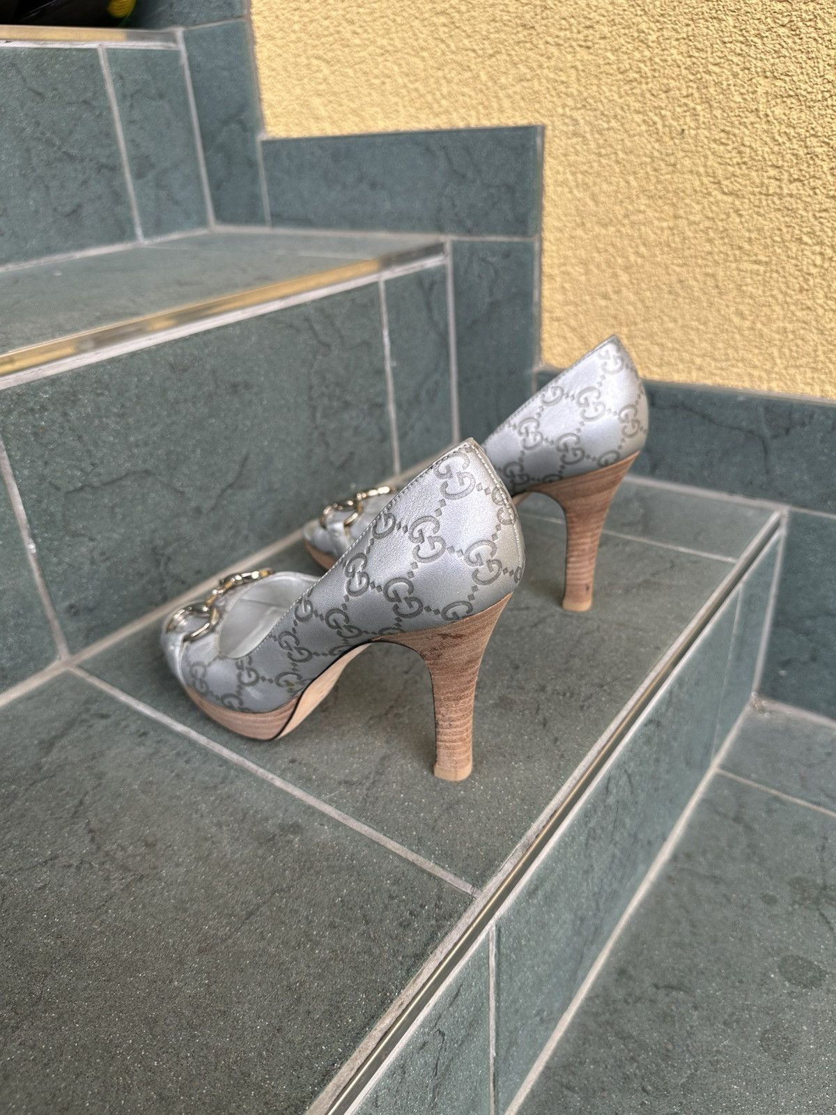 Gucci Gucci Monogram Heels Pumps Gray Luxury Shoes Made in Italy Size US 5.5 / IT 35.5 - 4 Thumbnail