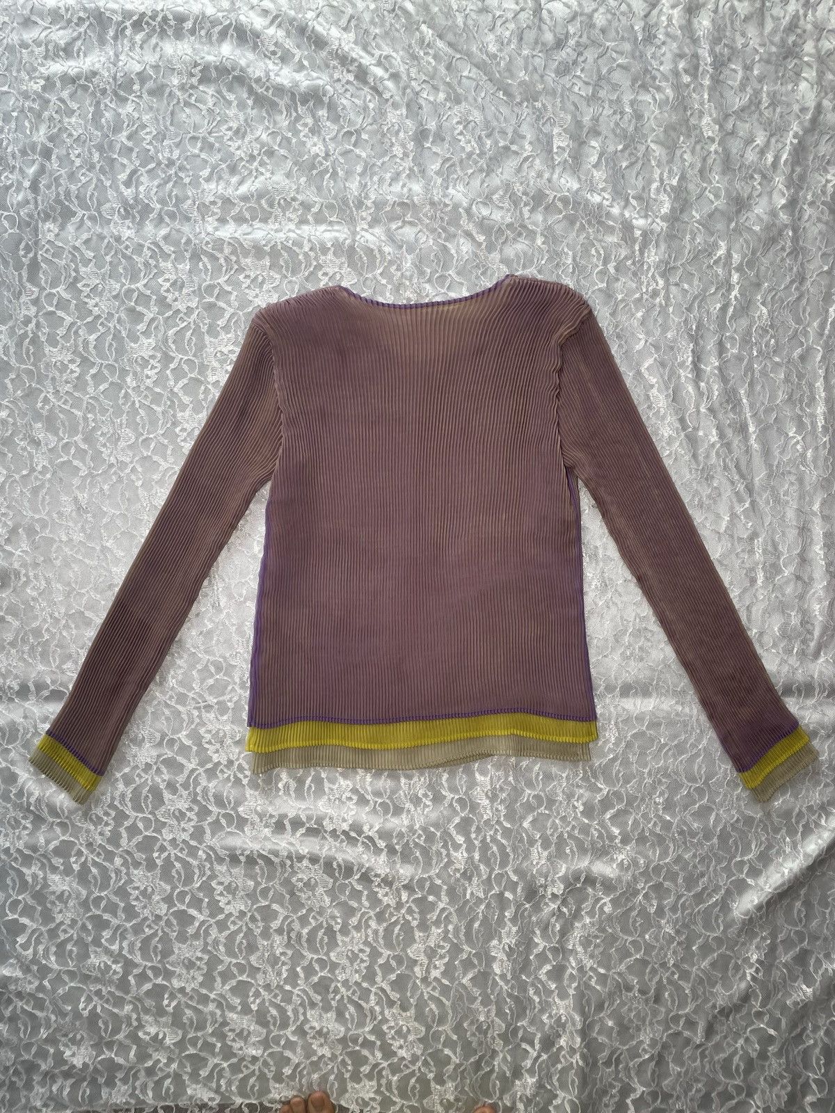 Issey Miyake × Pleats Please Issey Miyake Issey Miyake Pleated Tri Color Blouse Size M / US 6-8 / IT 42-44 - 8 Thumbnail