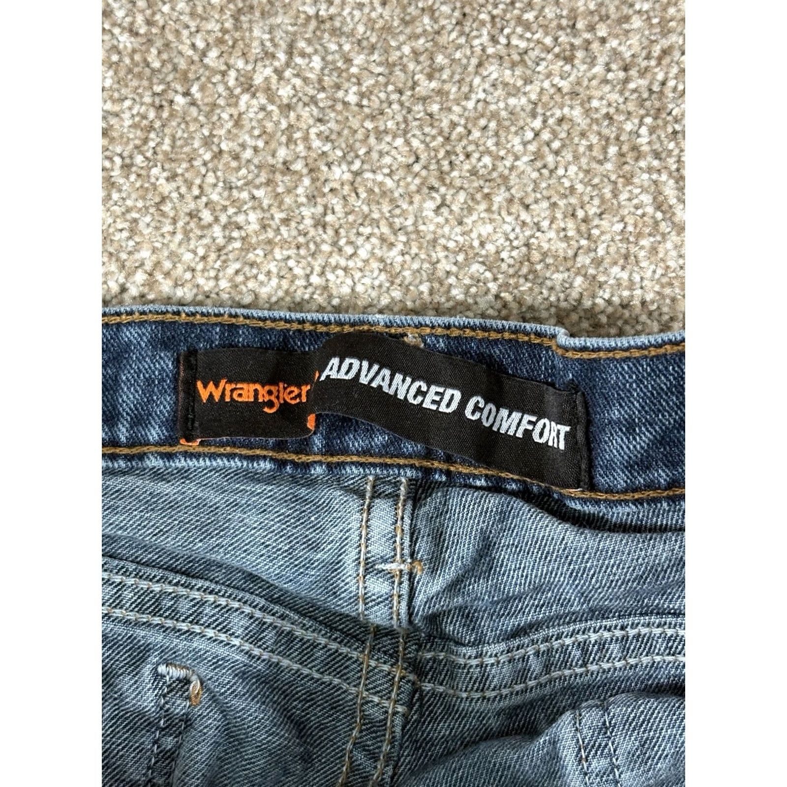 Wrangler Wrangler Jeans Denim Advanced Comfort Wrangler FR • Jeans • Men • 31x27 • Blue • Cotton Blend • Straight • Regular • 27 Inseam • 1990s? Size US 31 - 5 Thumbnail