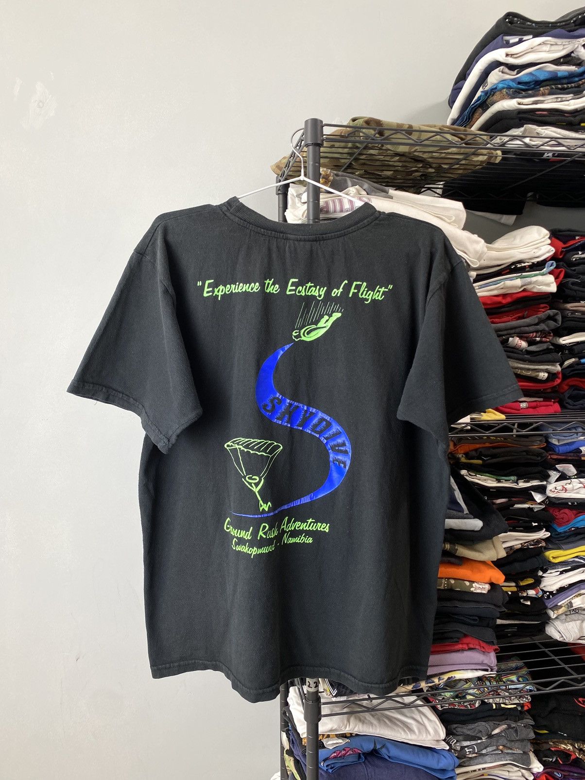 Vintage 1990’s Vintage Skydive Art T Shirt Size US L / EU 52-54 / 3 - 1 Thumbnail