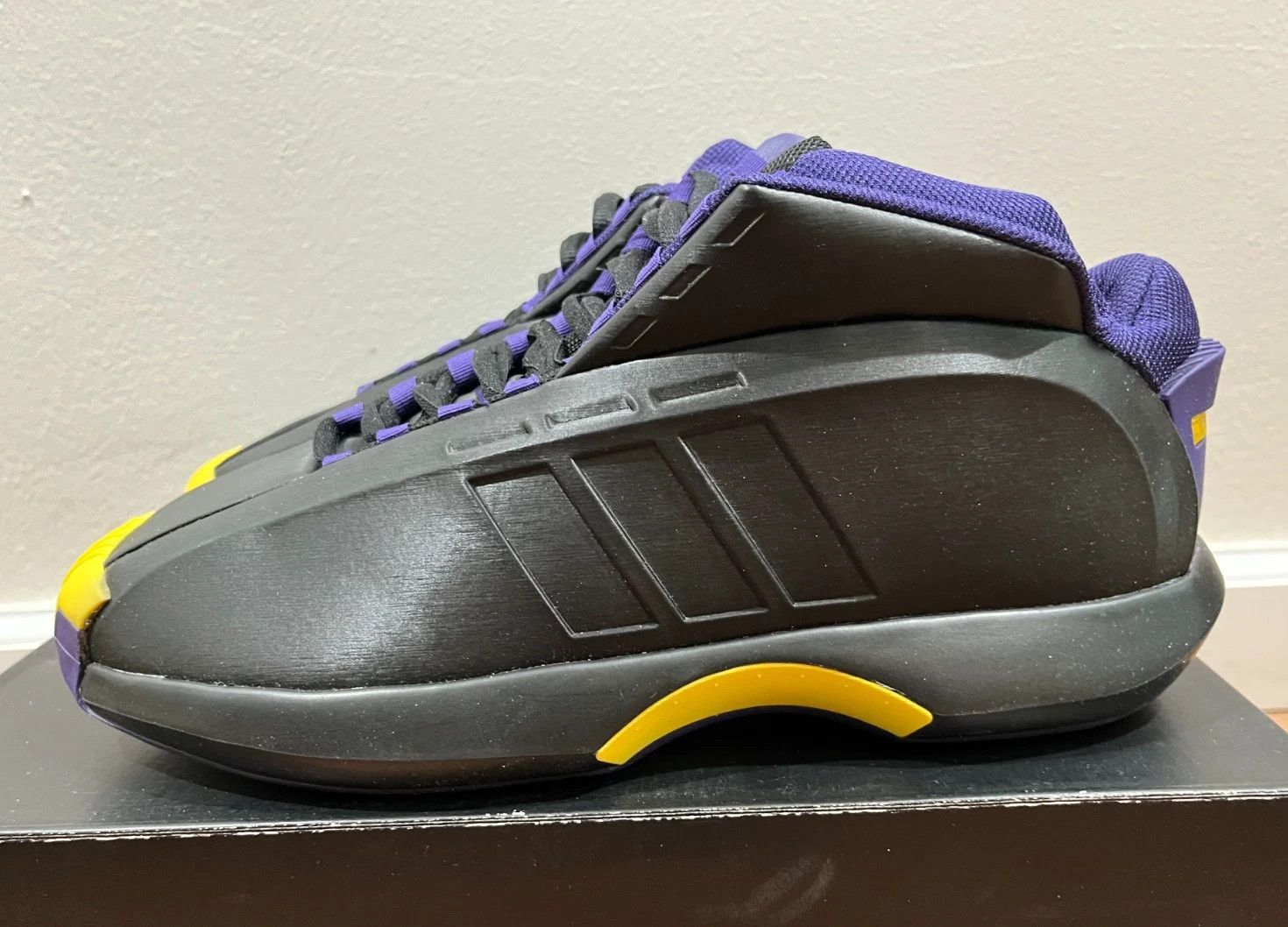 Adidas Crazy 1 Lakers PE Retro Size US 10 / EU 43 - 3 Thumbnail