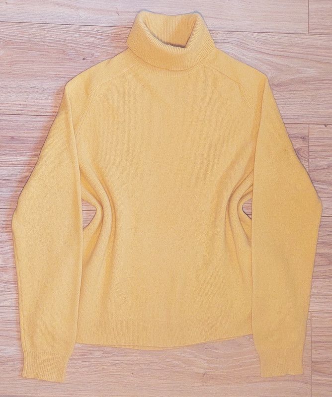 image of Vintage Wool Cashmere Sweater Turtleneck Yellow Luxury, Men's (Size Small)