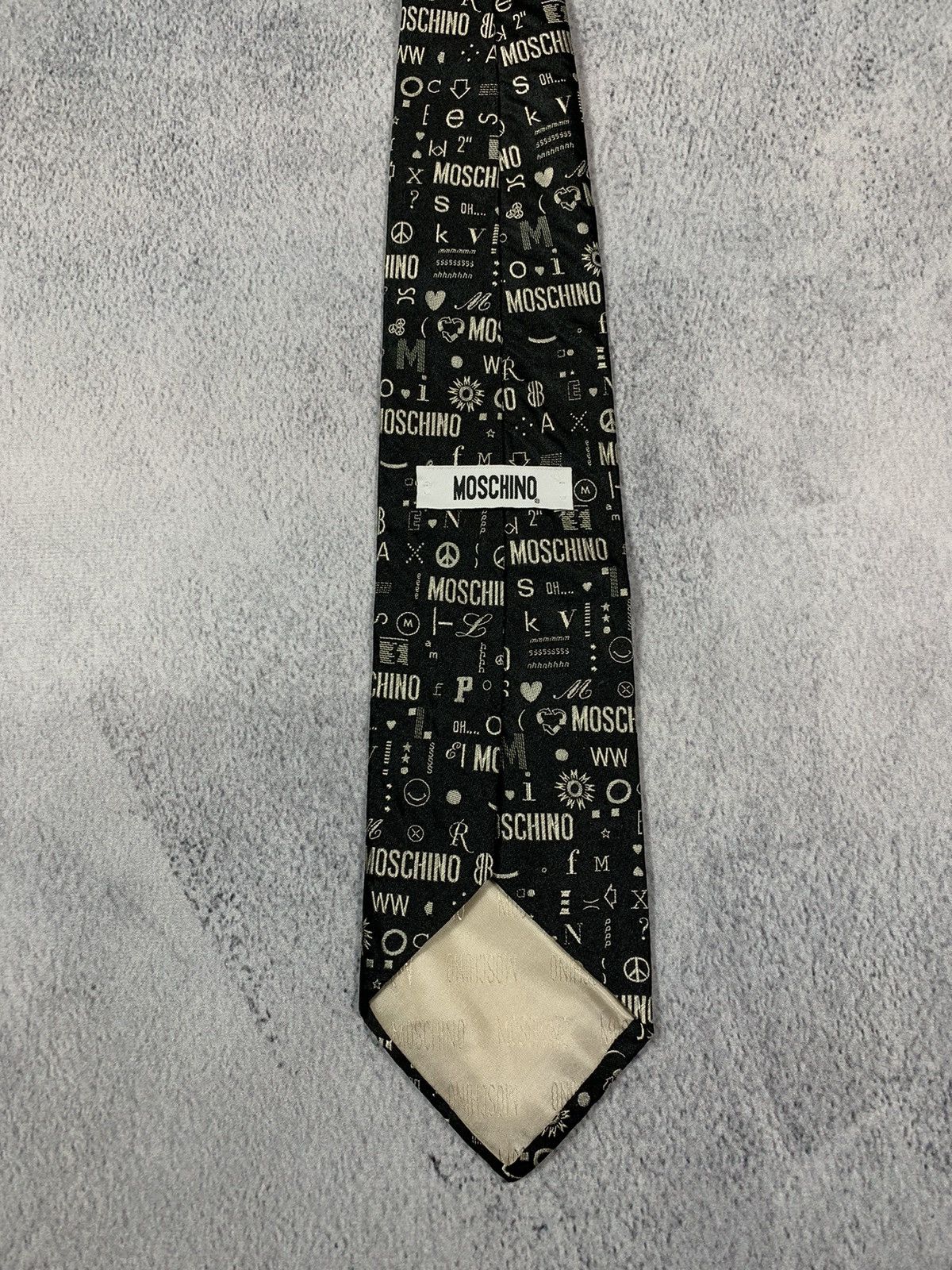 Designer × Moschino × Vintage Vintage 90s Moschino monogrammed silk tie Size ONE SIZE - 4 Thumbnail