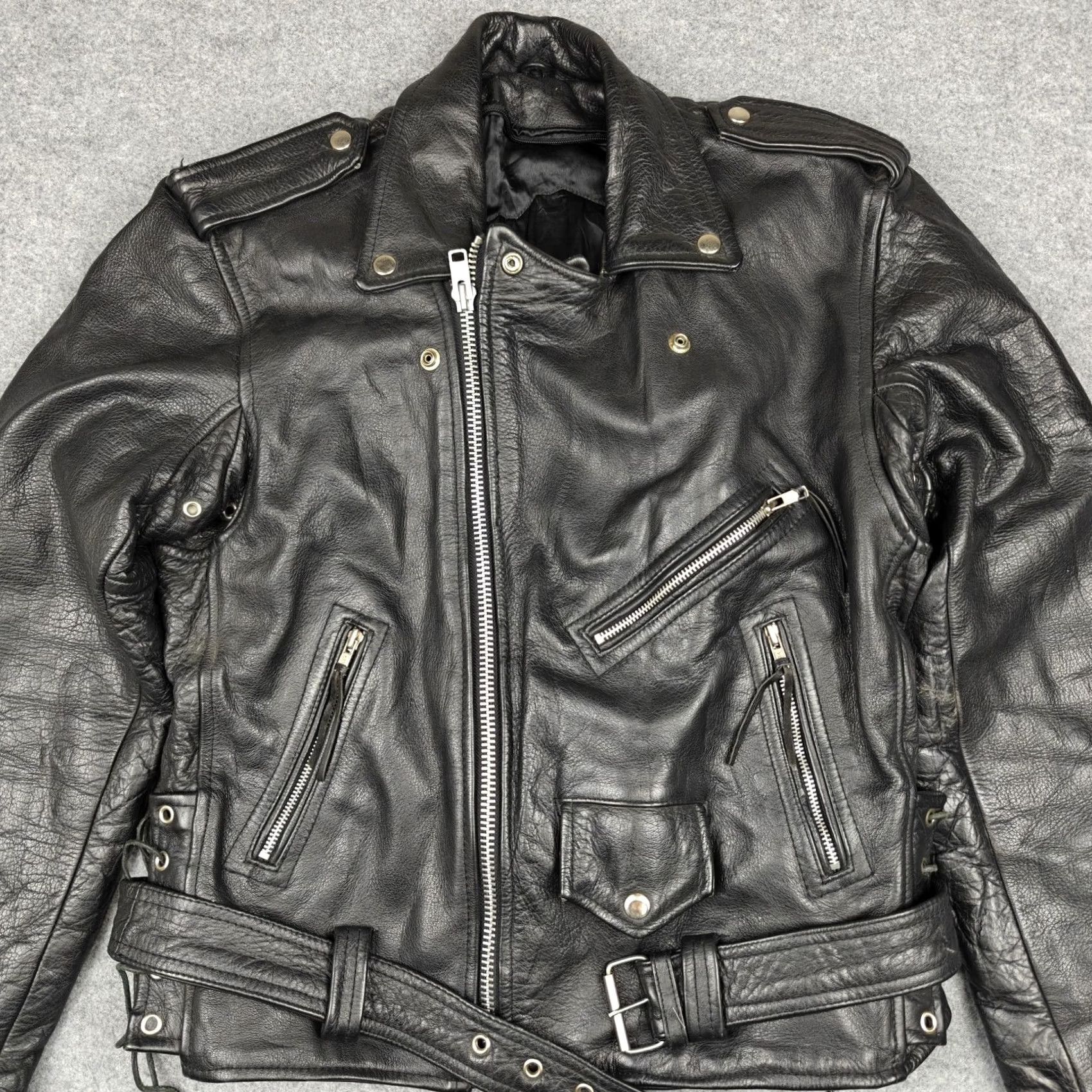 Harley Davidson VINTAGE Harley-Davidson Jacket Mens M Black Leather Biker HOG Patches Size US M / EU 48-50 / 2 - 3 Thumbnail