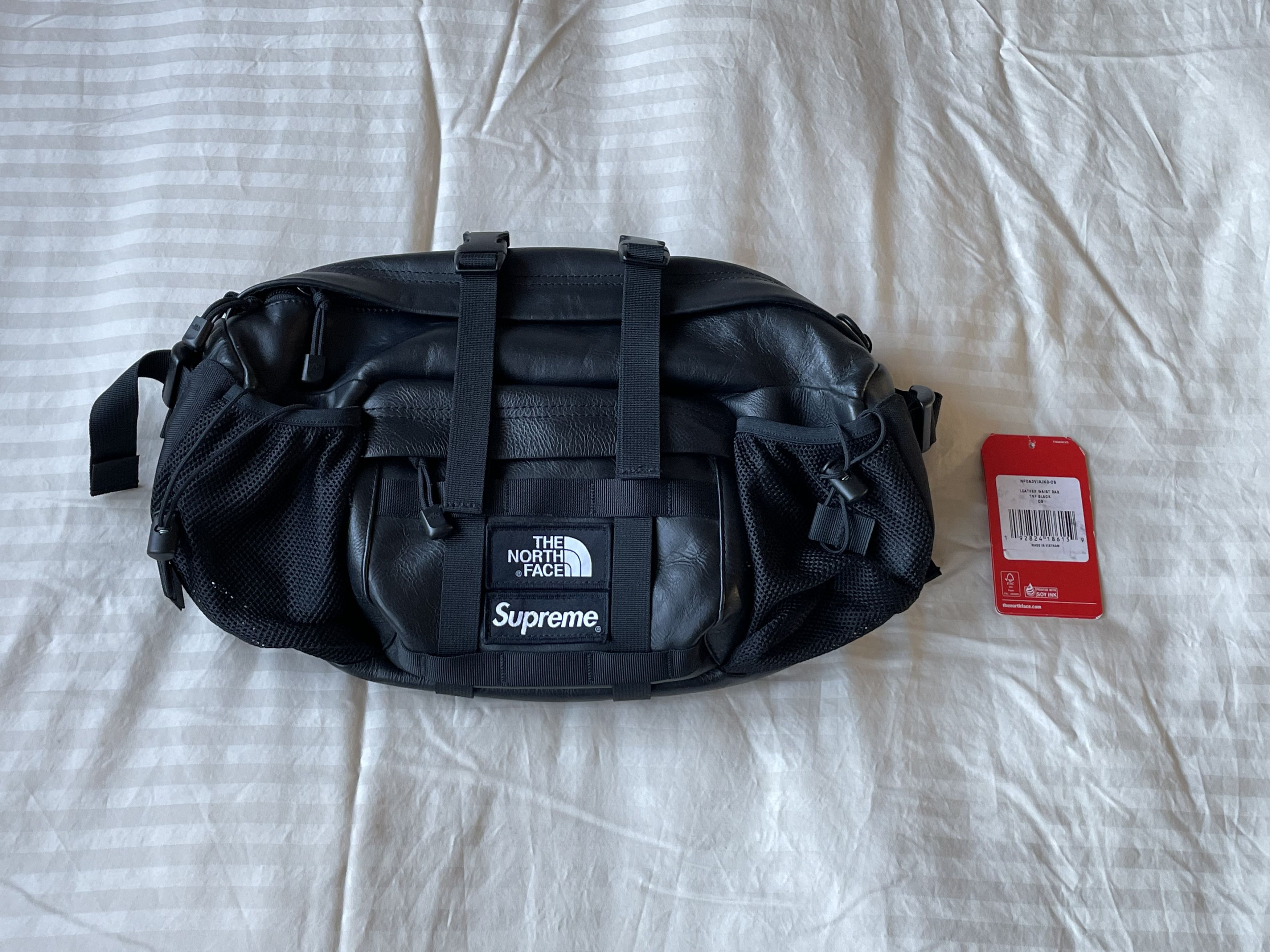 Supreme Supreme The North Face Leather Lumbar Pack Waist Bag Supreme Supreme The North Face Leather Lumbar Pack Waist Bag