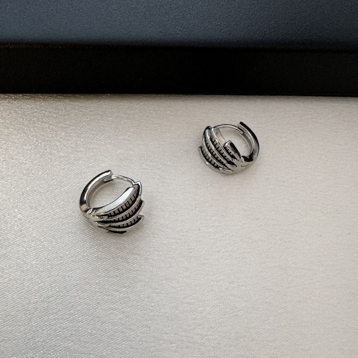 Other 14mm Devil Wings Hoop Earrings for Men Women Size ONE SIZE - 2 Thumbnail