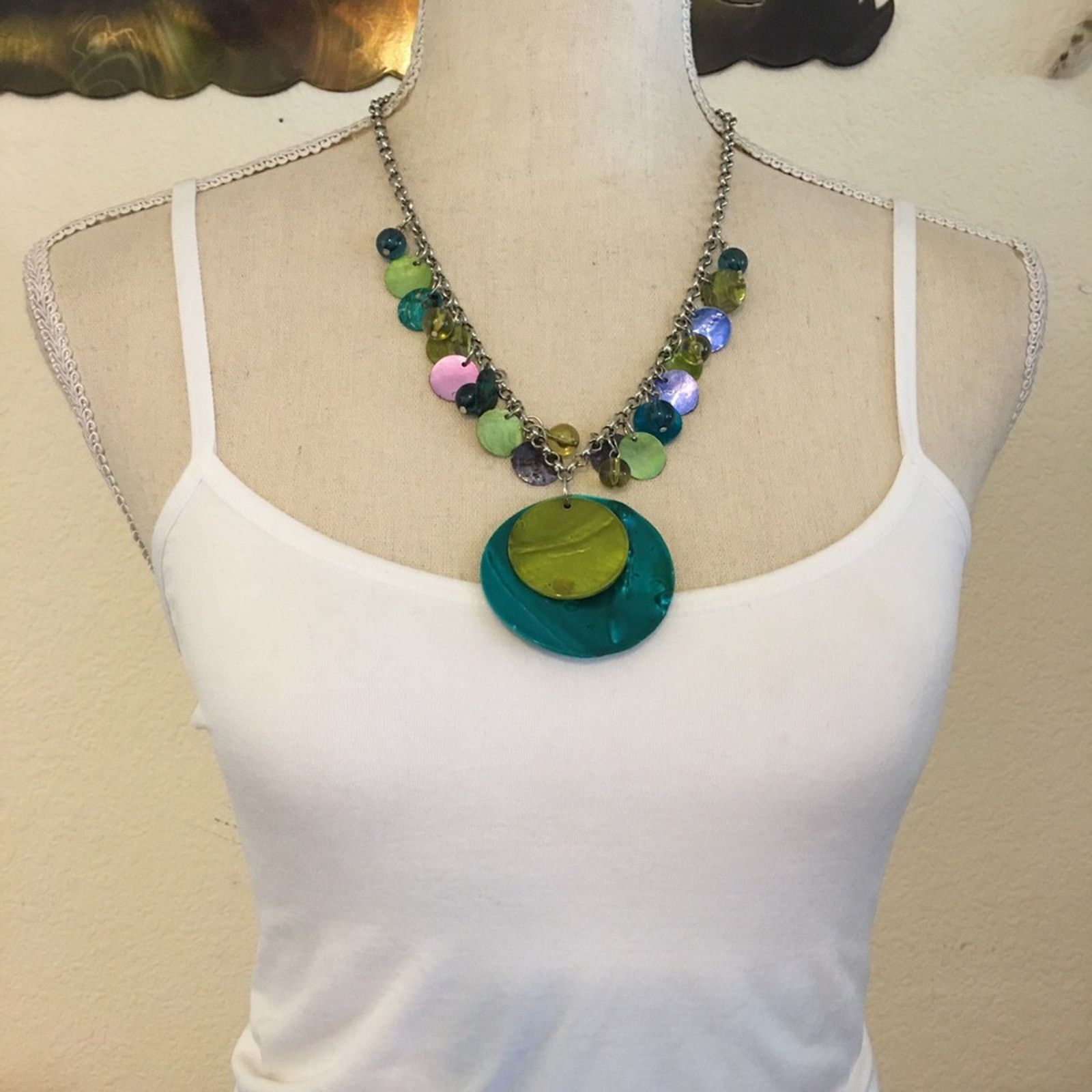 Jewelry Multi tone dyed shell beaded silver tone necklace Size ONE SIZE - 3 Thumbnail