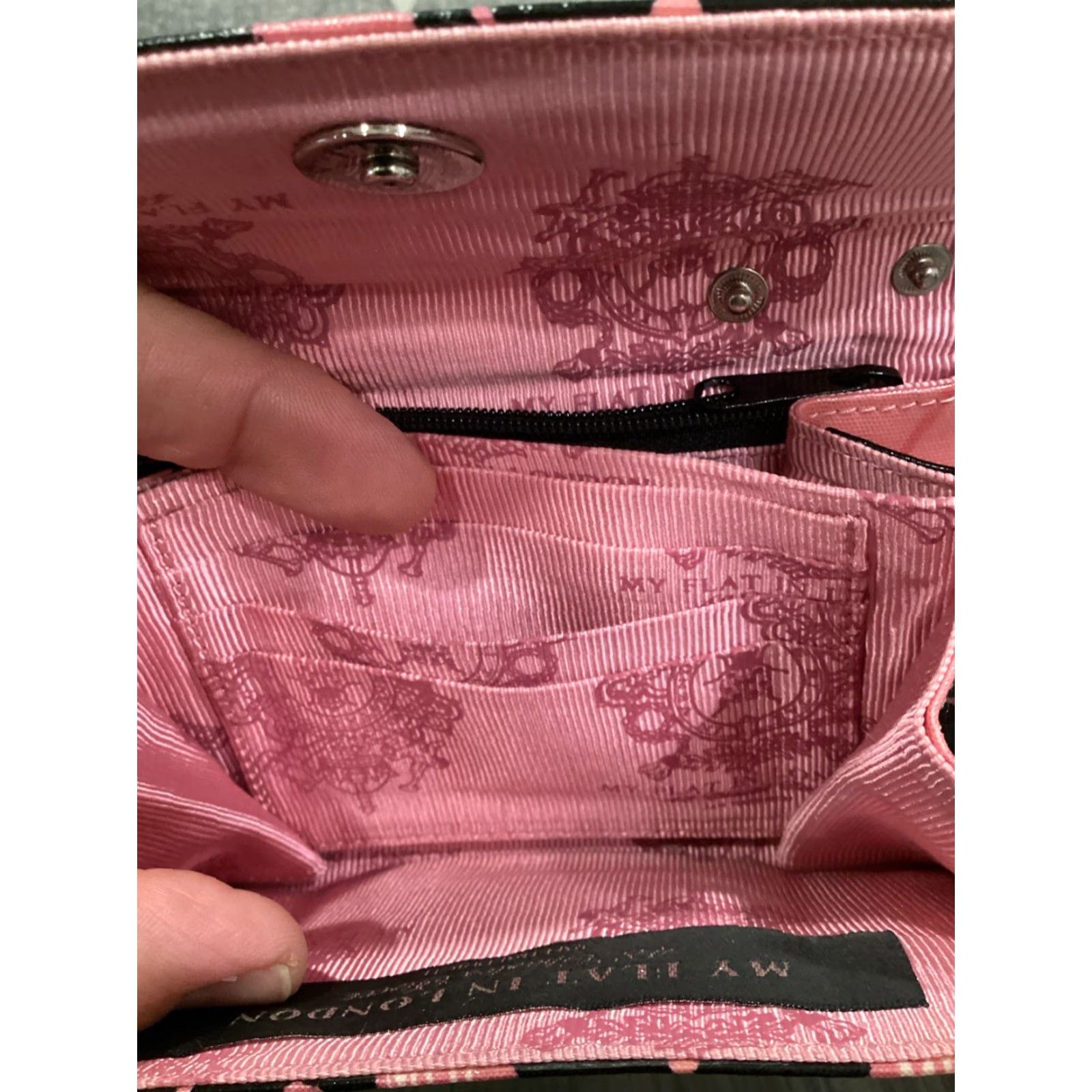 Vintage VINTAGE My Flat in London Jan Haedrich Mini Bag Shirt Unisex Adults Pink Quilted Canvas Bag - Size ONE SIZE - 5 Thumbnail