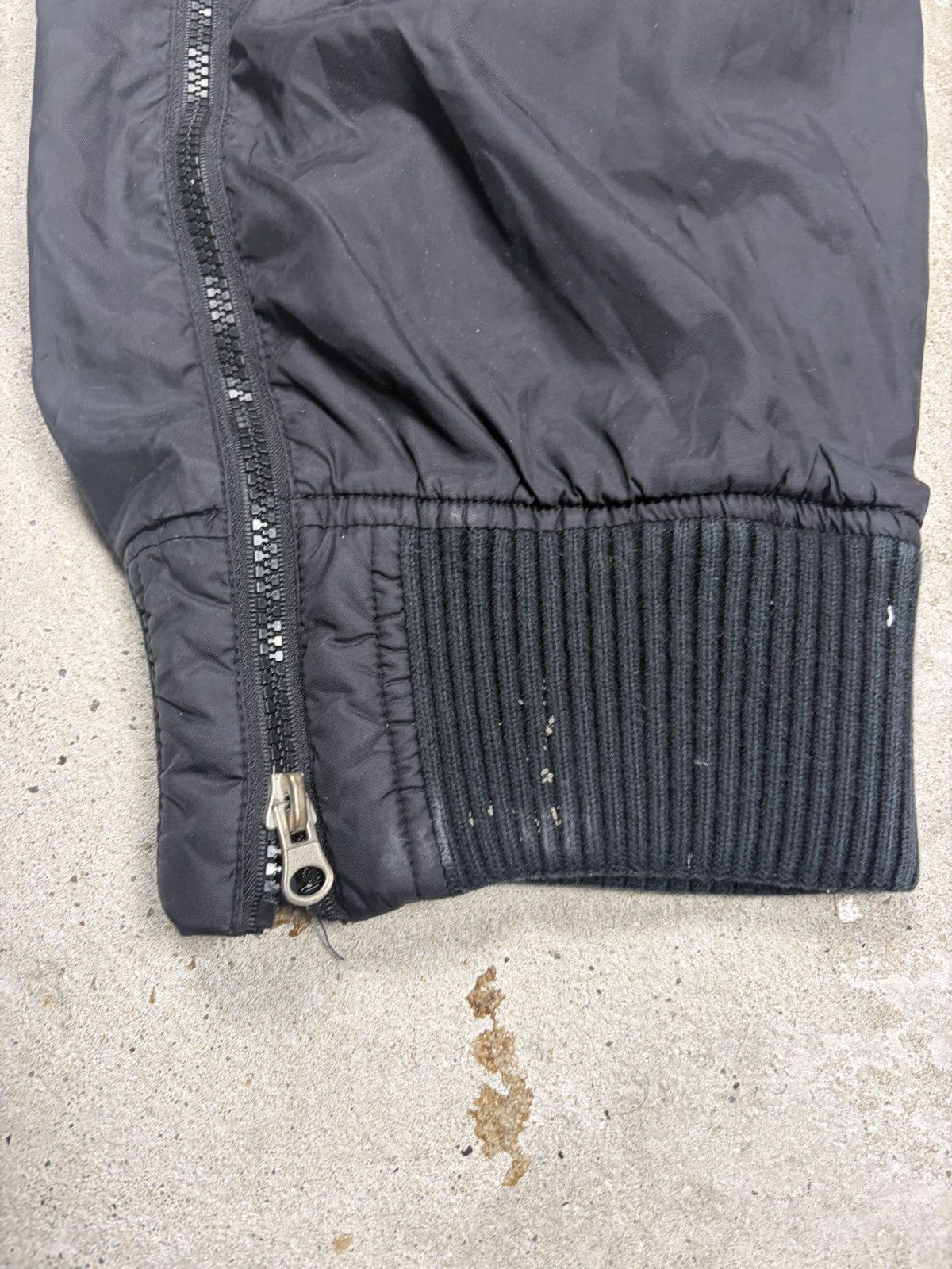 Giorgio Armani 2000s Armani Jeans Black Baggy Full Zip Cargo Track Pants Size US 33 - 3 Thumbnail