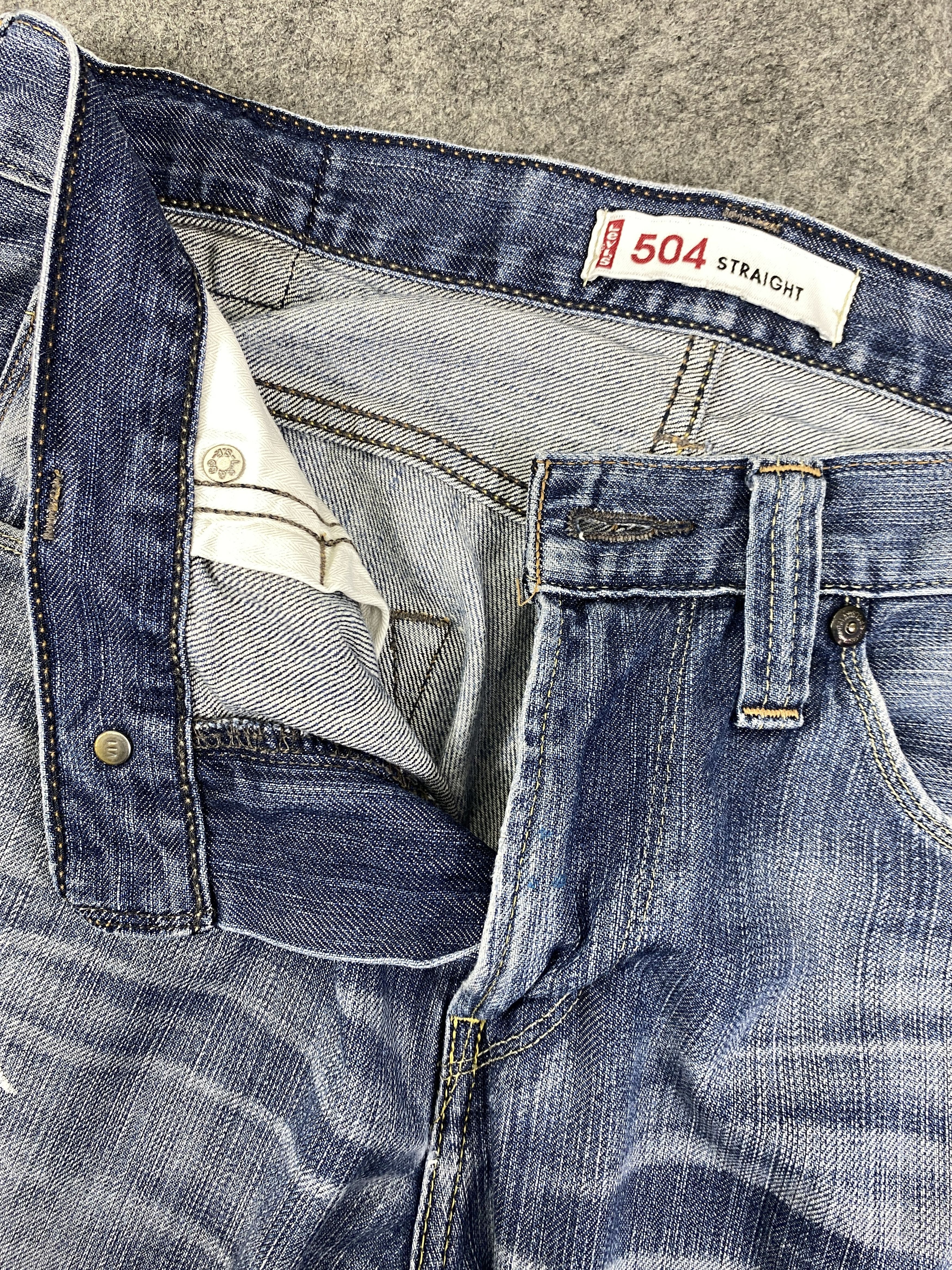 Levi's Faded Blue Vintage Levi's 504 Jeans 32x28.5 - JN3327 Size US 32 / EU 48 - 7 Thumbnail