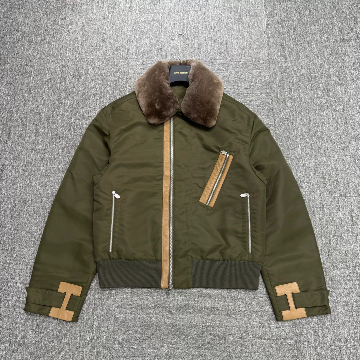 Hermes Hermes Mink Fur Collar Pilot Jacket Size US M / EU 48-50 / 2 - 1 Thumbnail